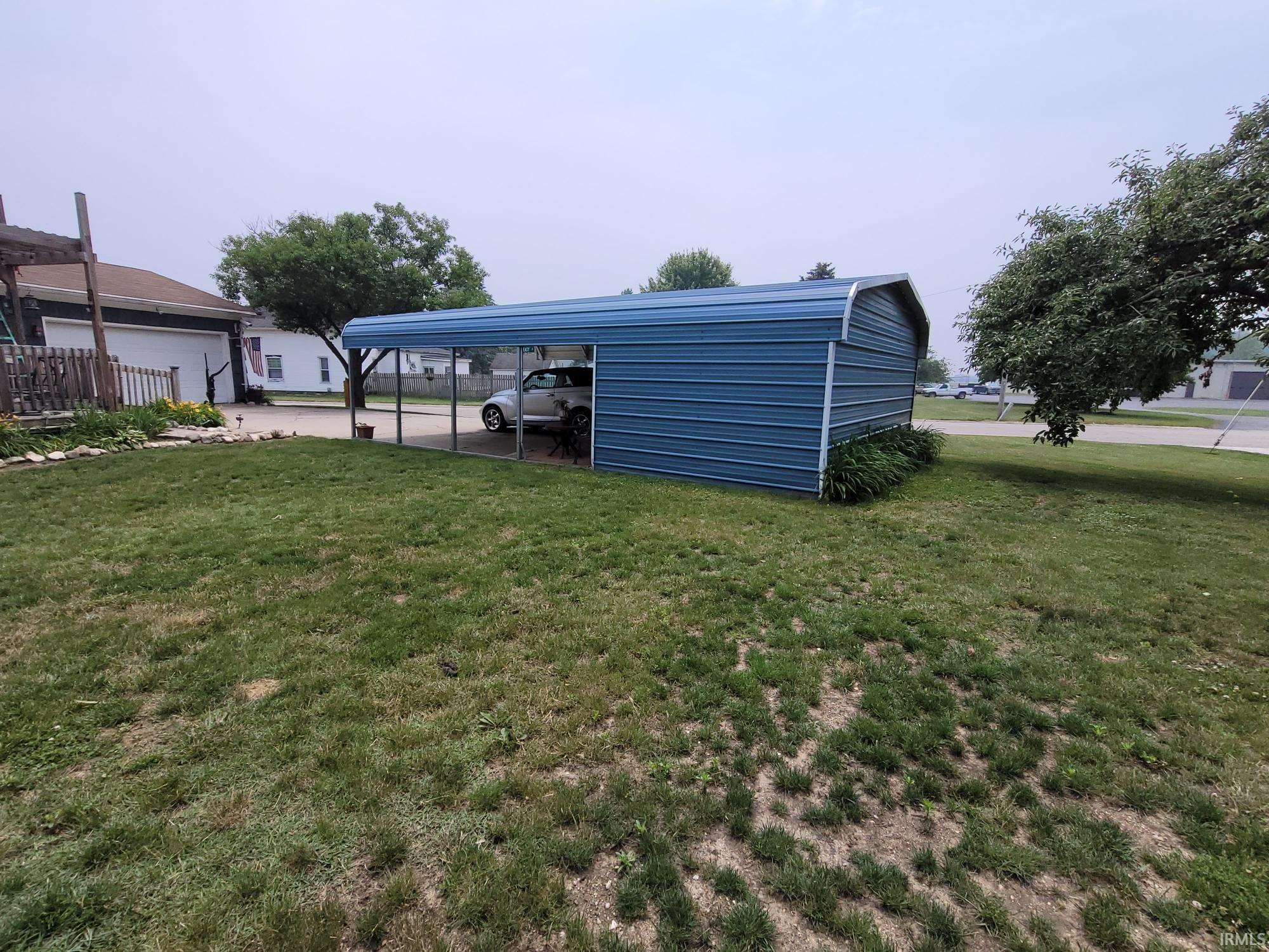 545 Bowen