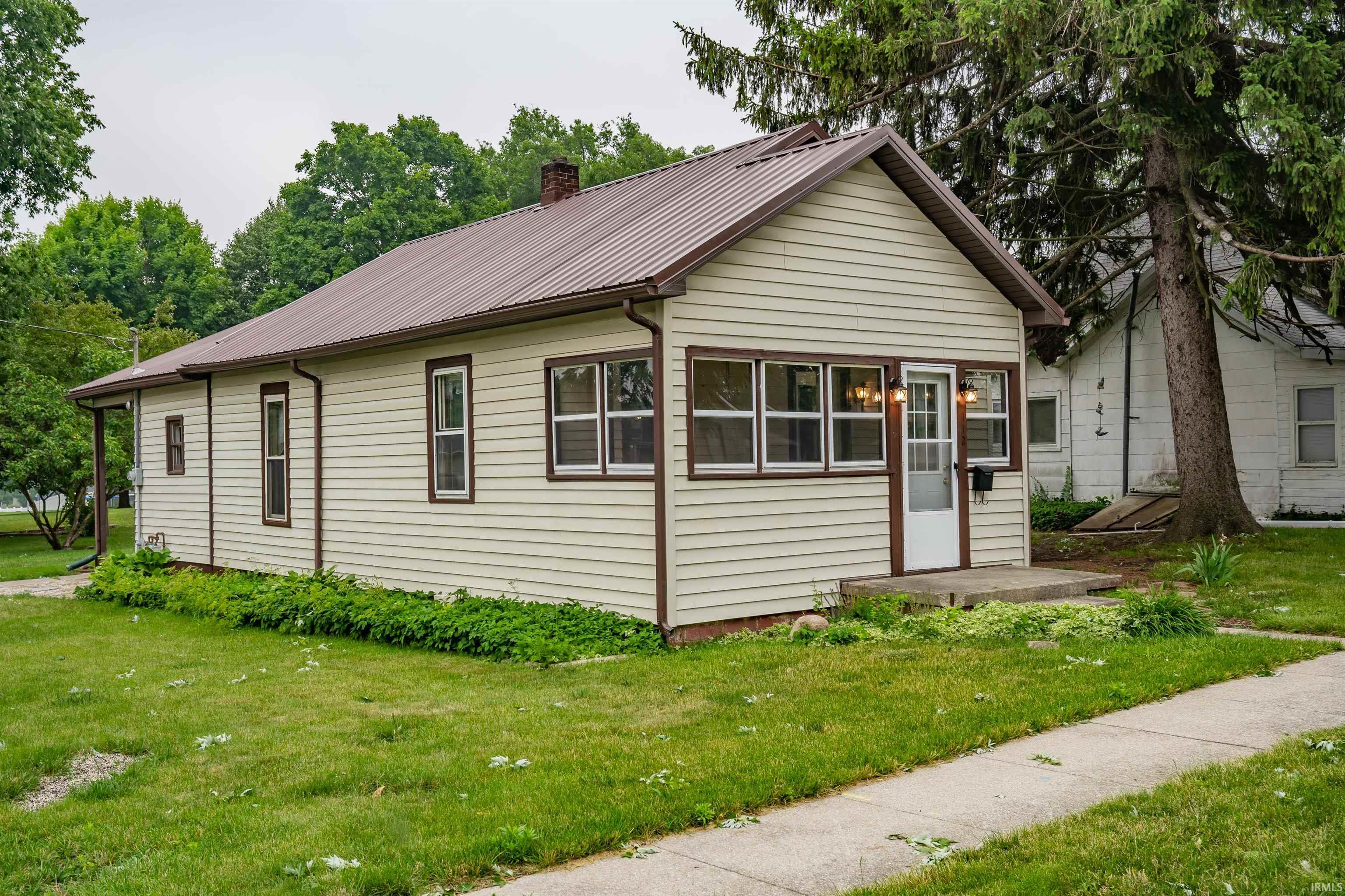 112 Peabody Ave