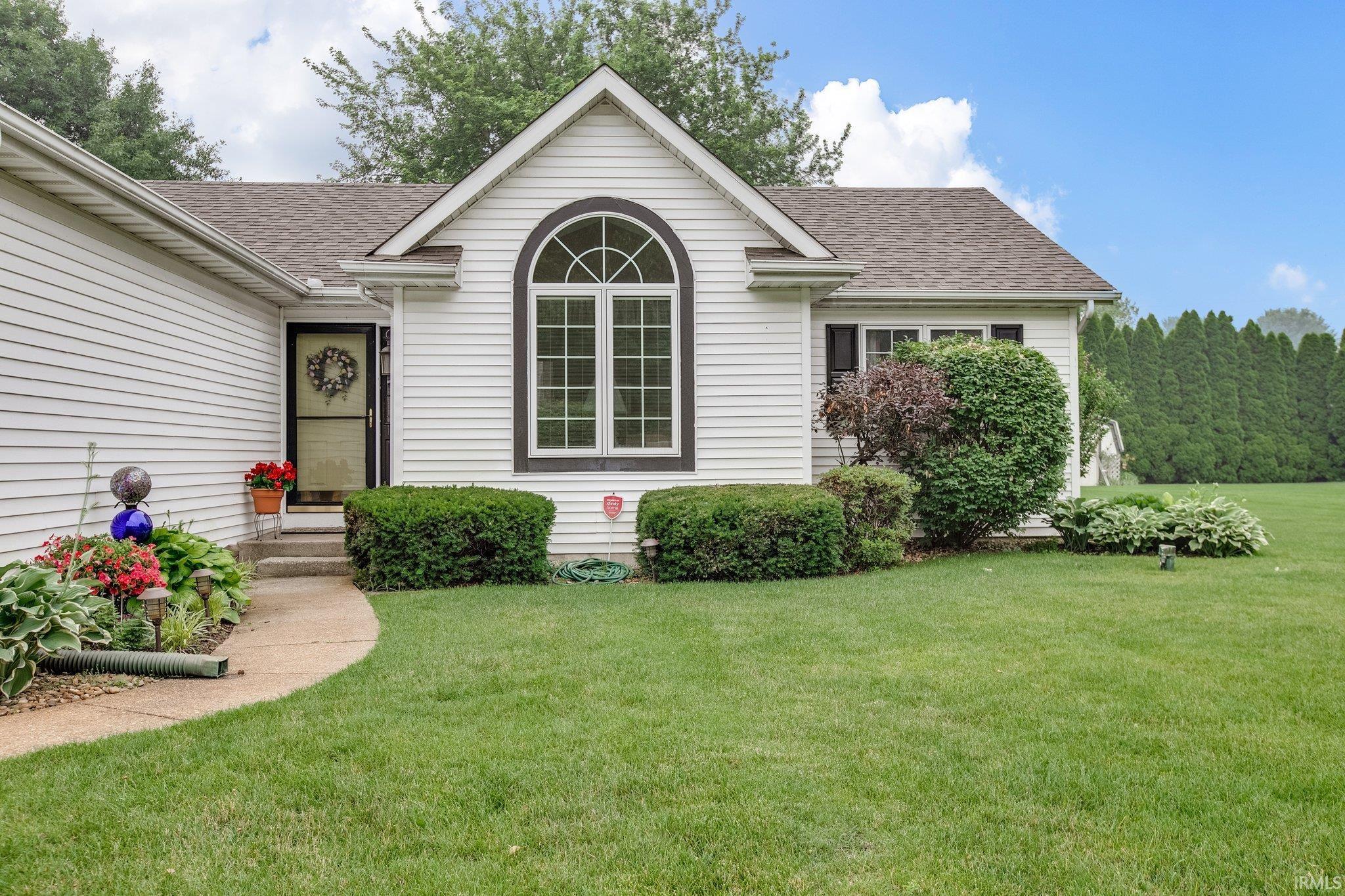 52261 Woodsedge