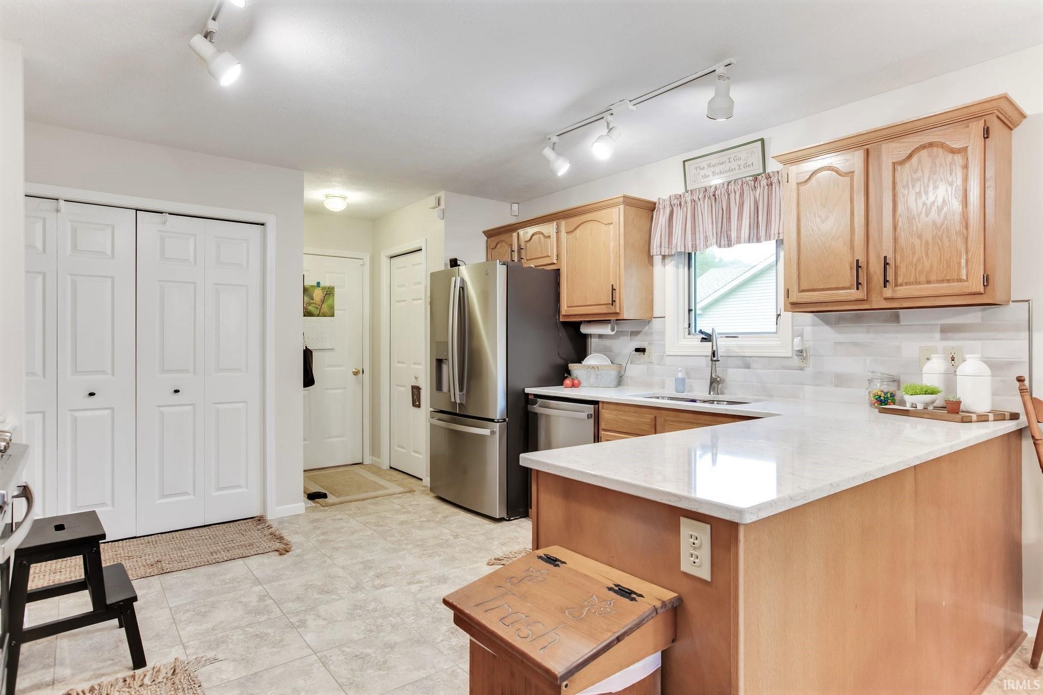 52261 Woodsedge