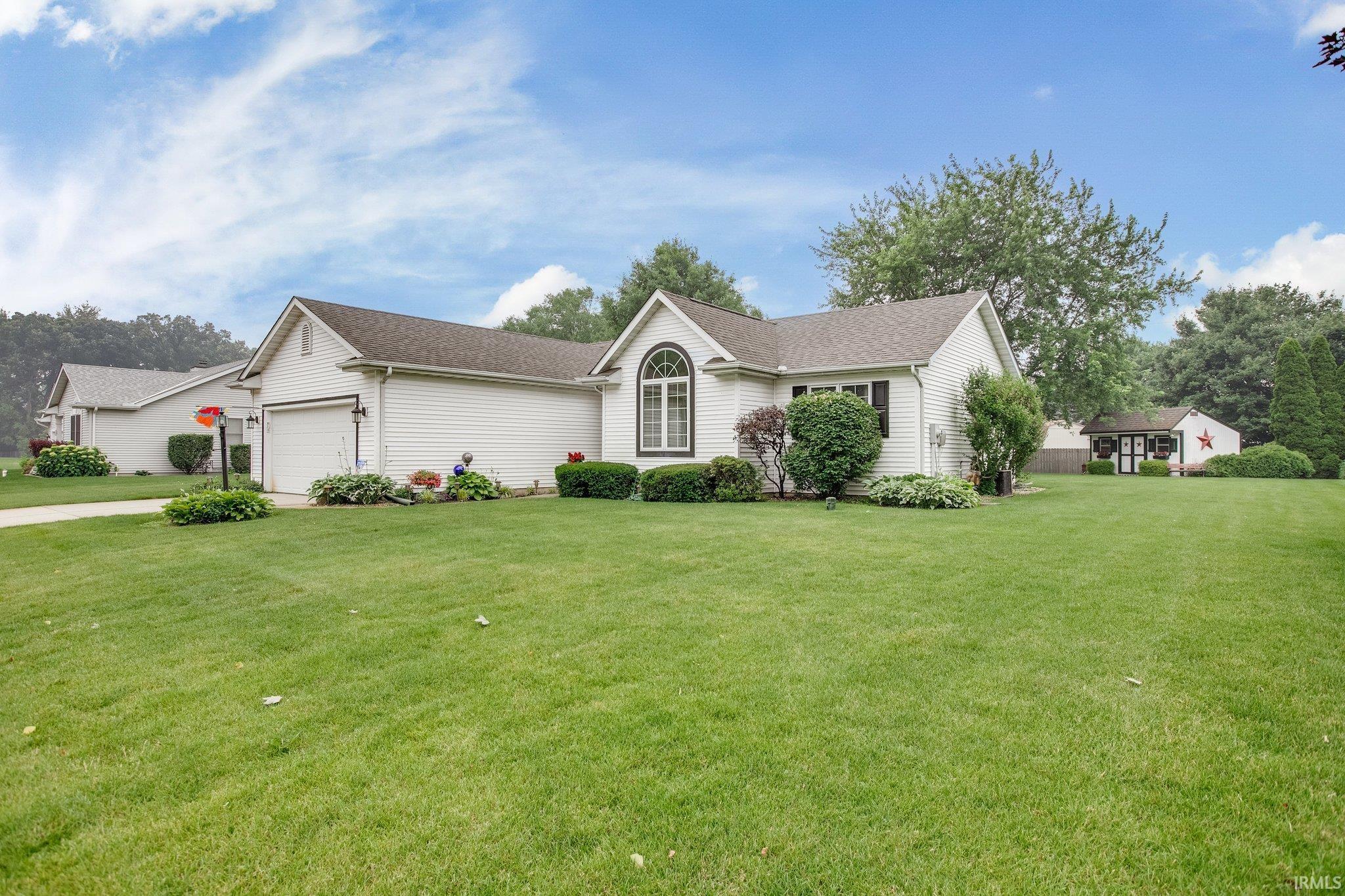 52261 Woodsedge