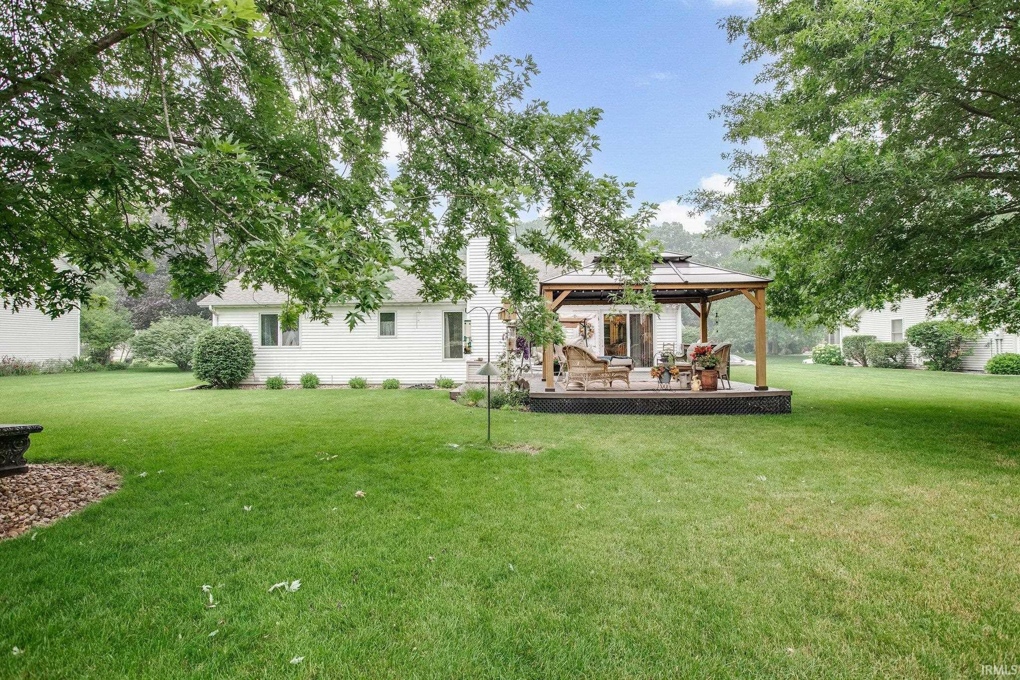 52261 Woodsedge
