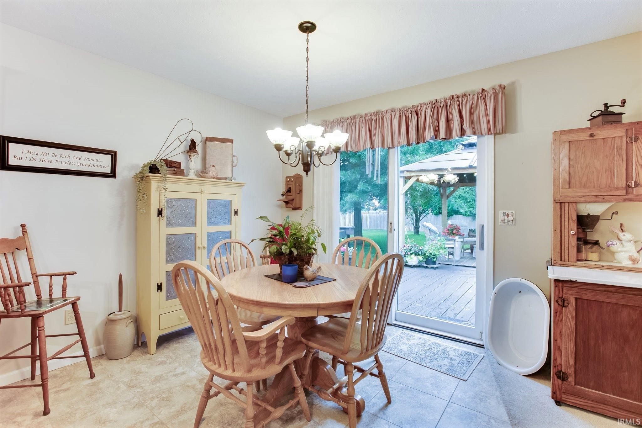 52261 Woodsedge