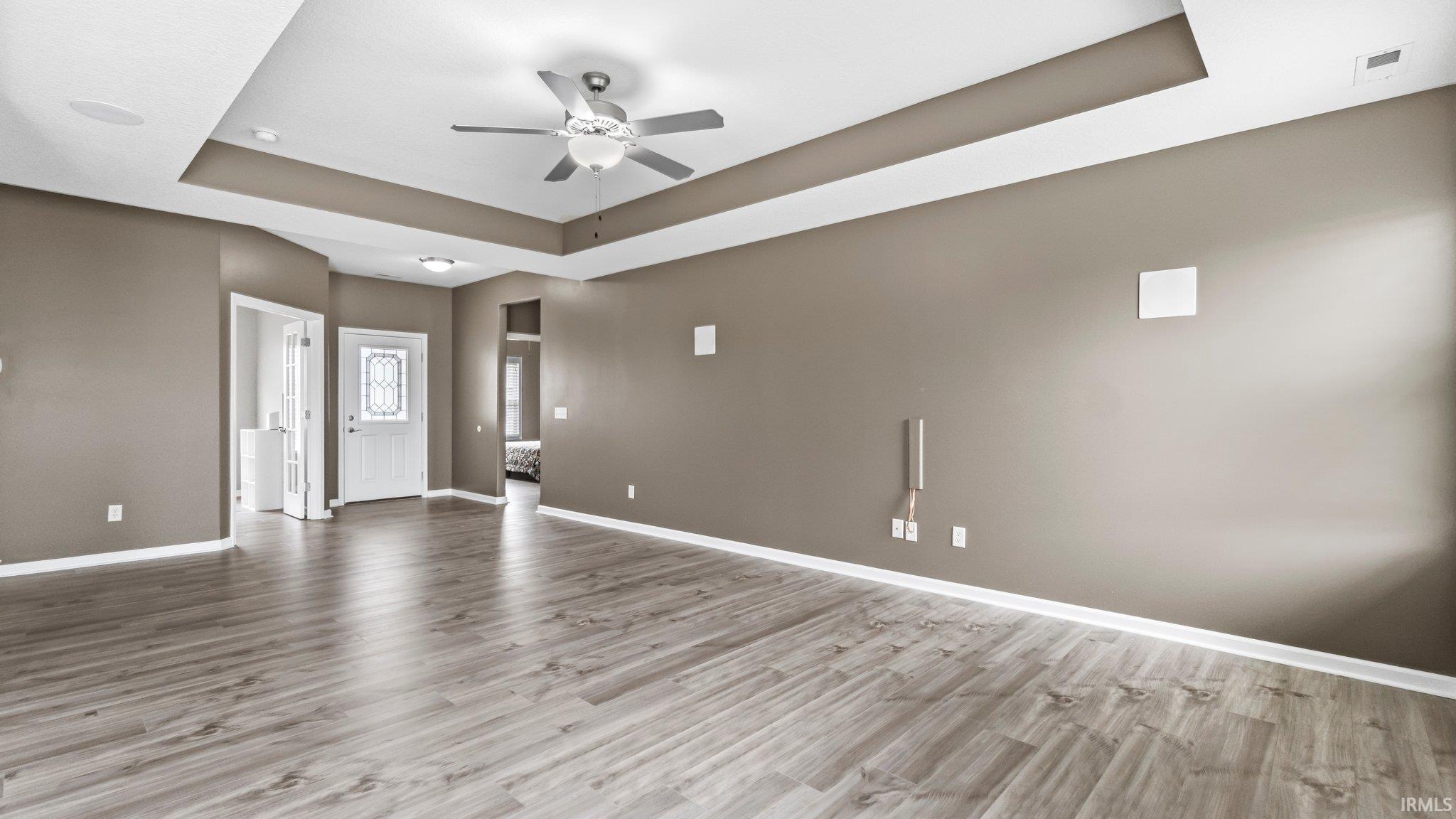 1683 Glen Hollow
