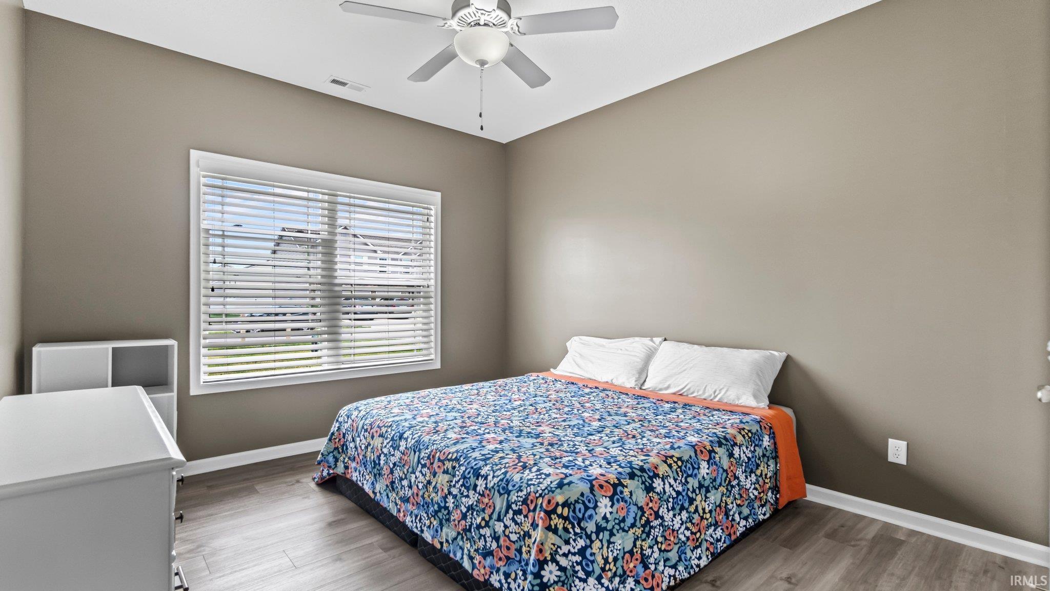 1683 Glen Hollow