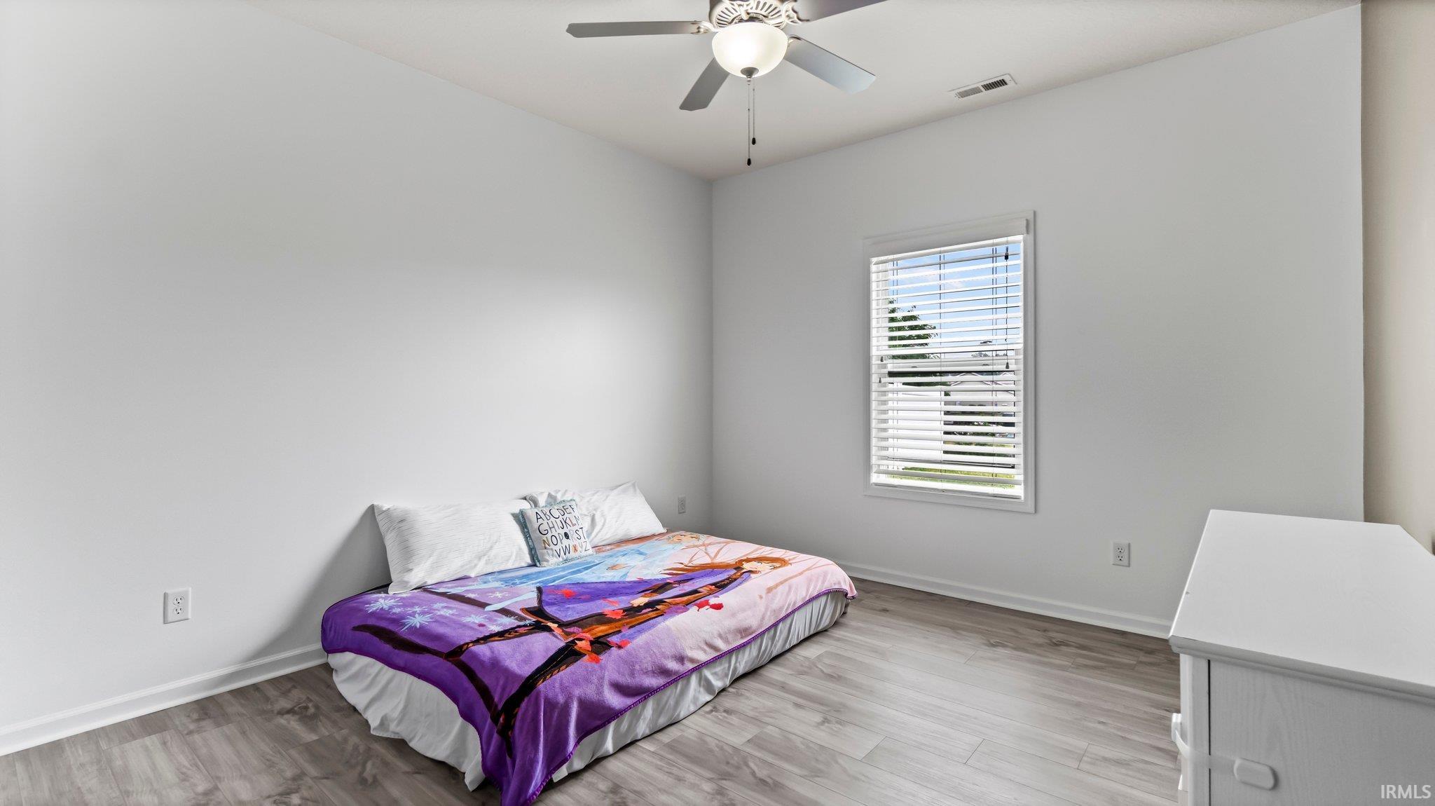 1683 Glen Hollow