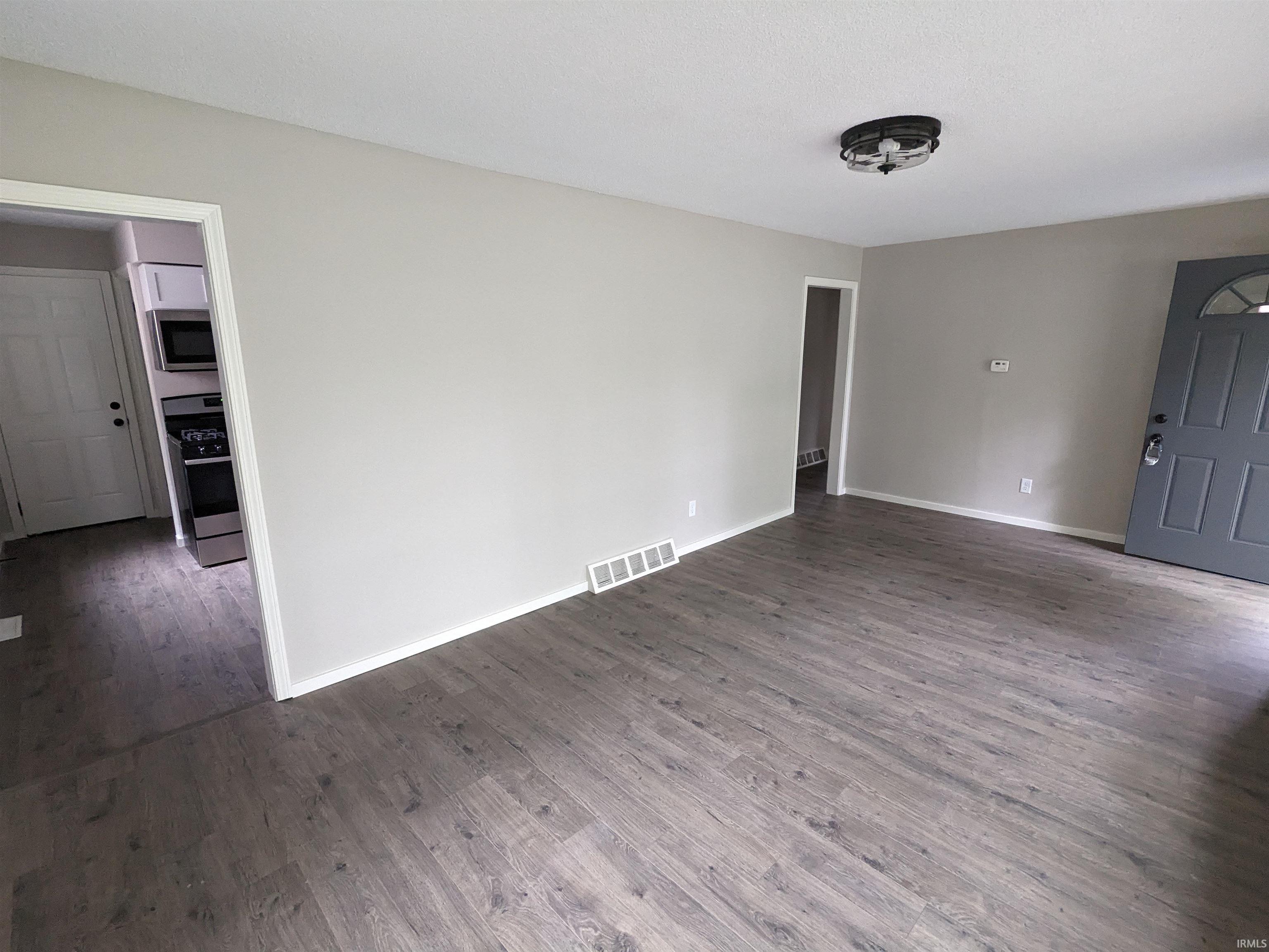 2722 Highlands
