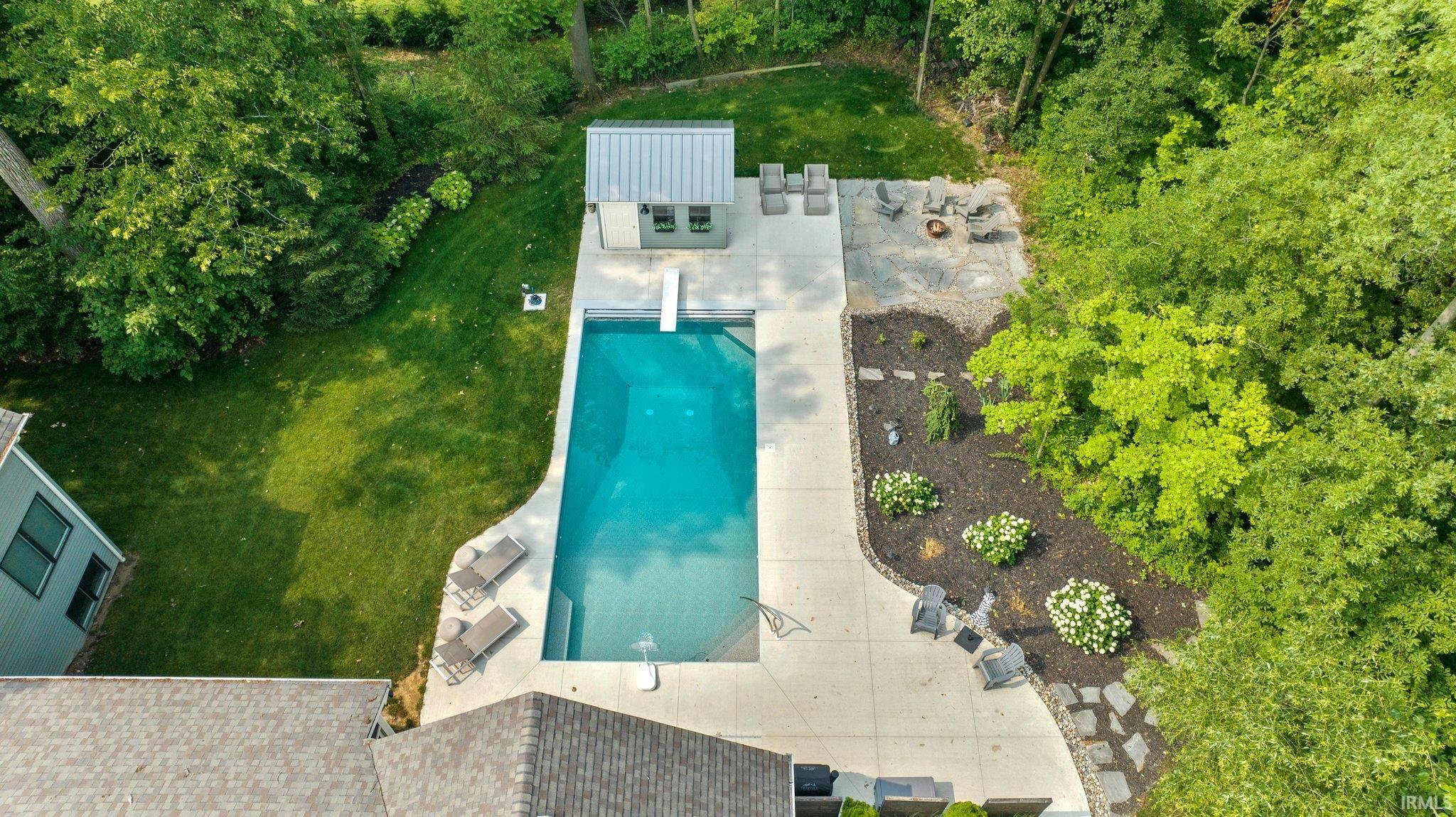 5816 Deer Hollow