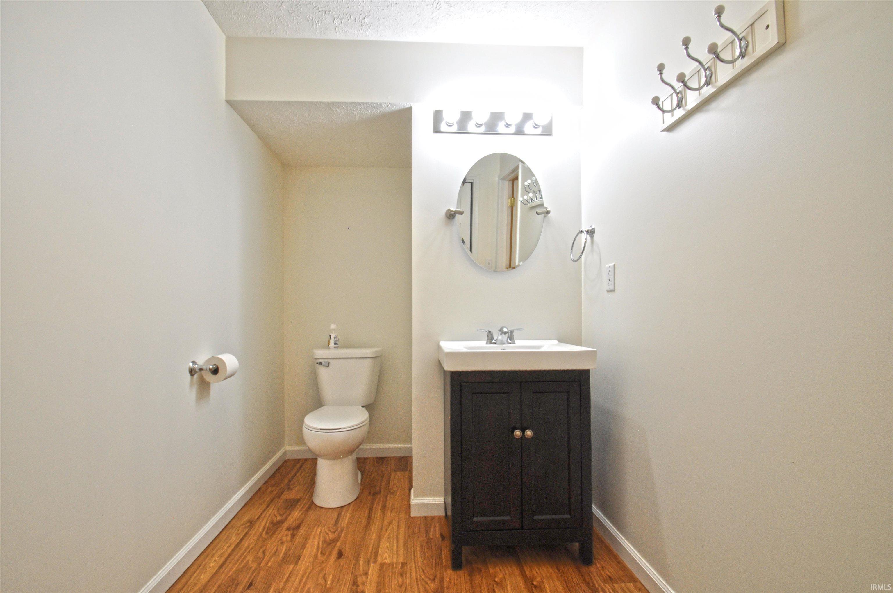 13797 Ravenwood