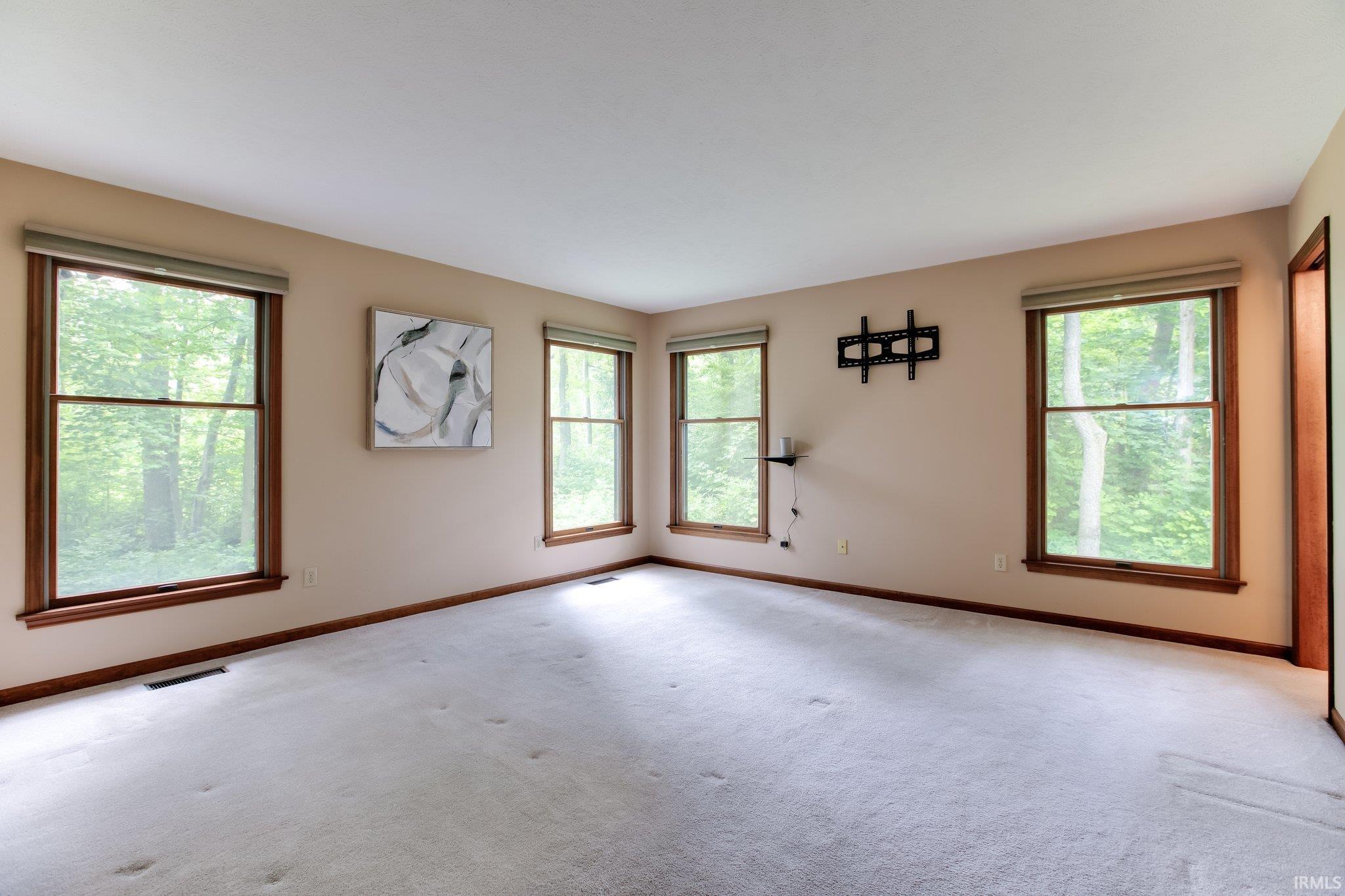 21061 Quiet Ridge