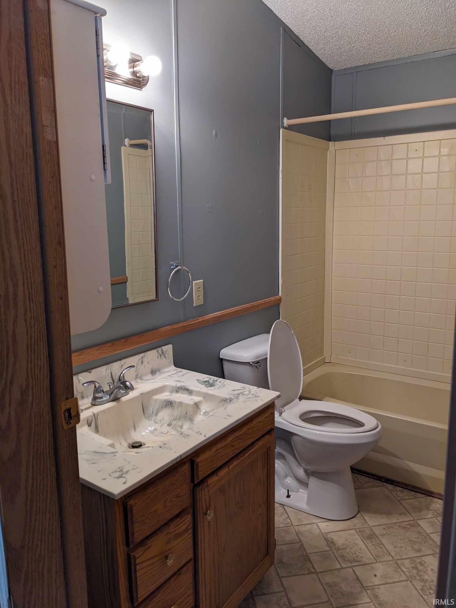 824 Arbor Vista