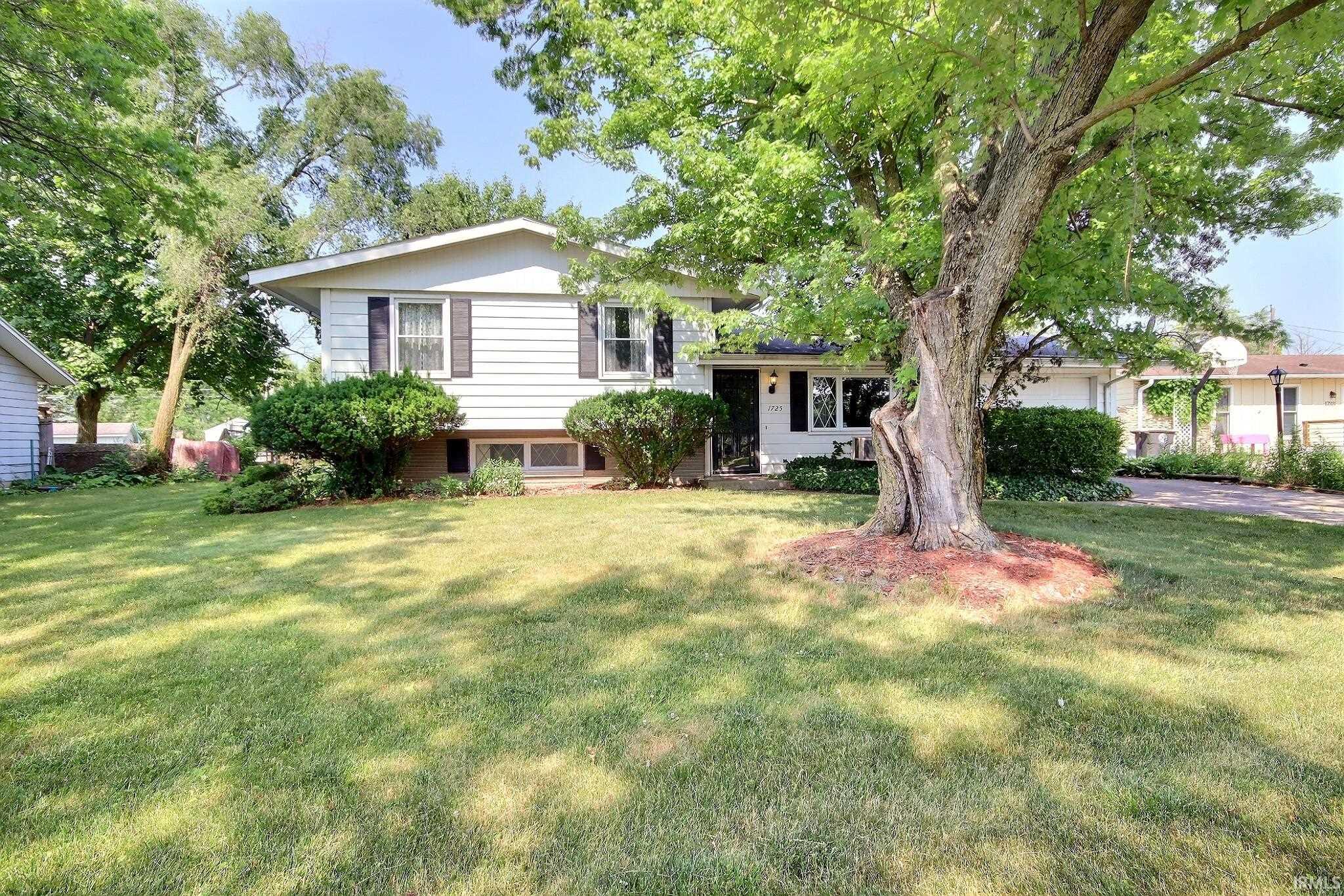 1725 Lindenwood