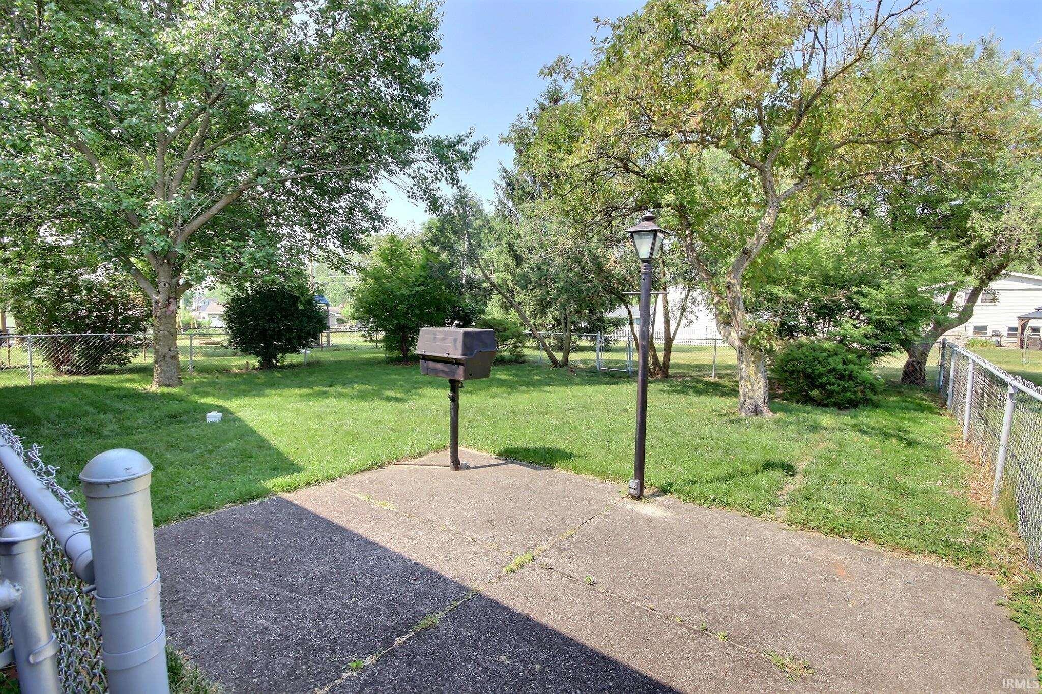 1725 Lindenwood