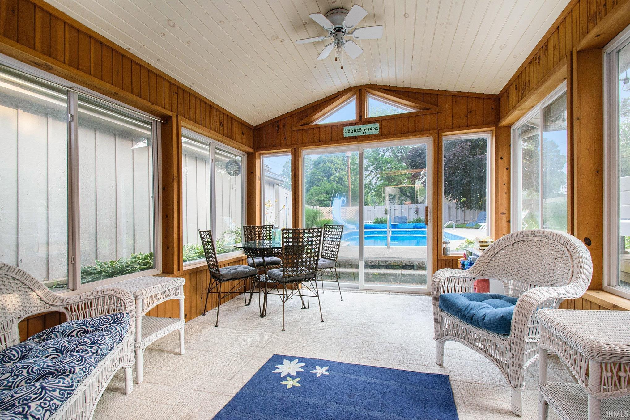 3012 Lake N