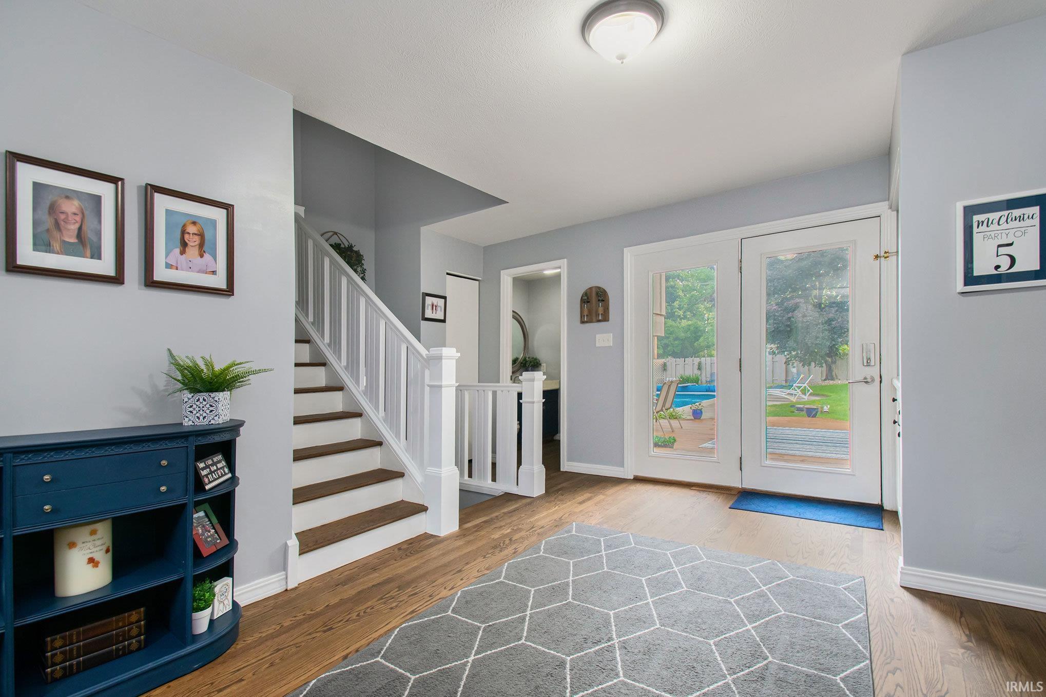 3012 Lake N