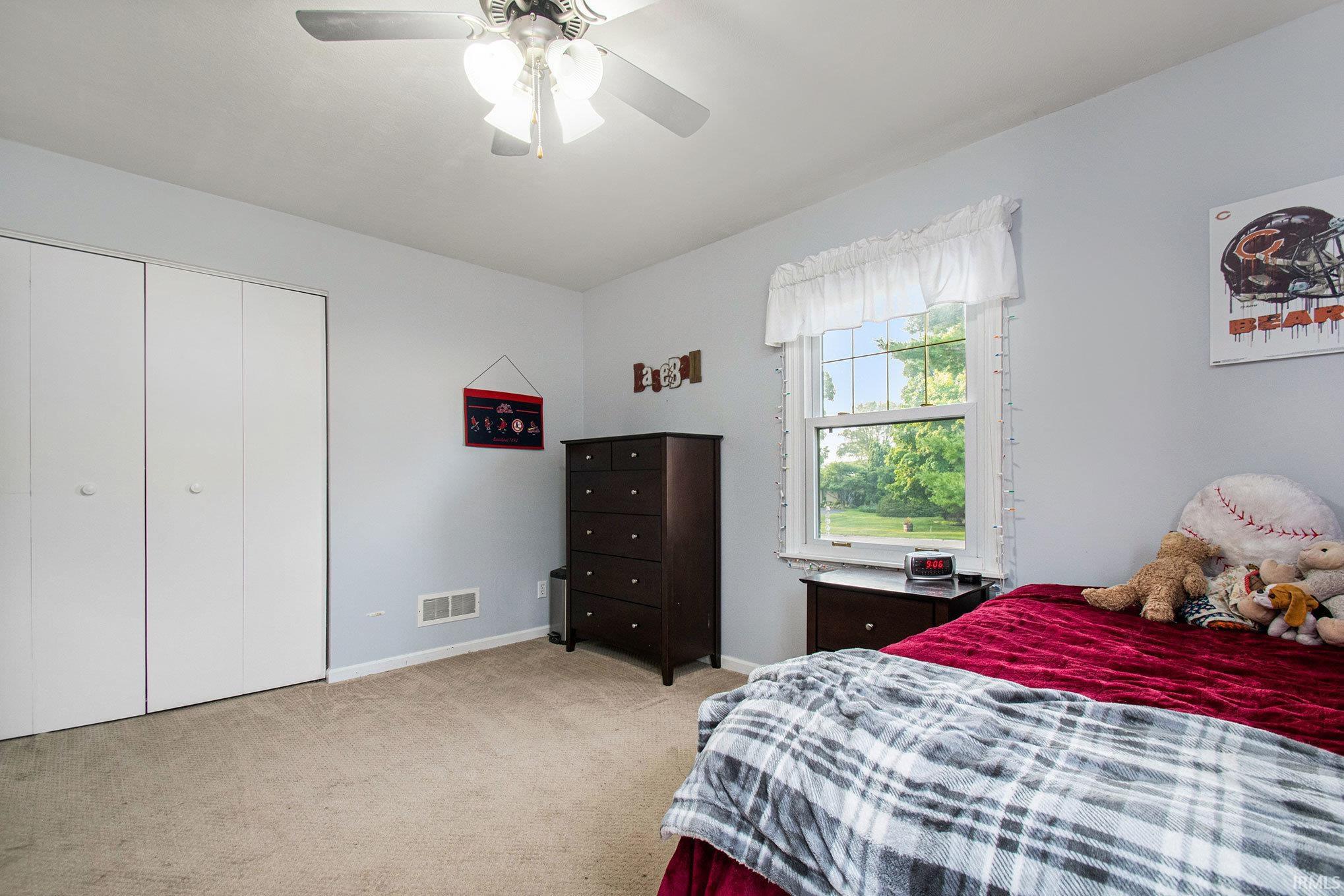 3012 Lake N