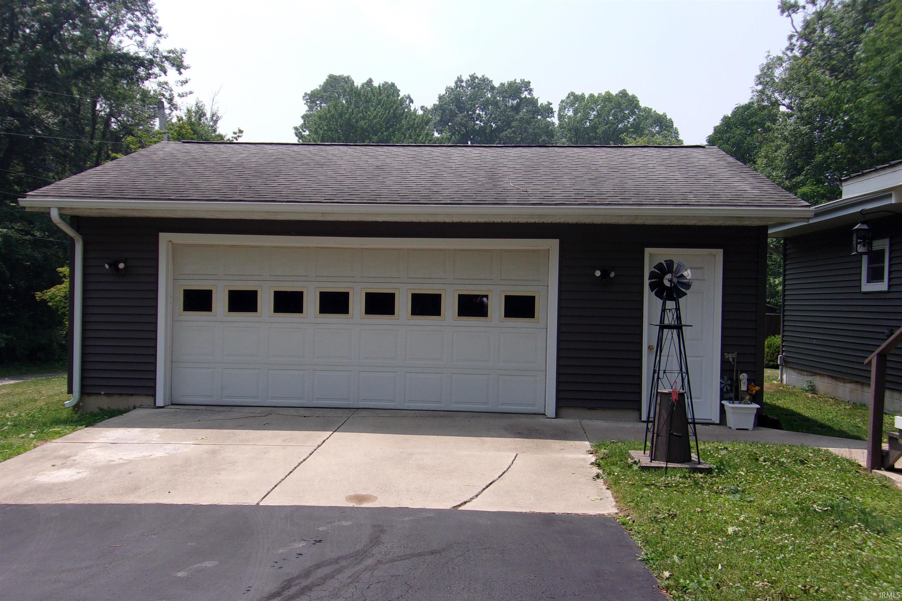 15826 Menominee