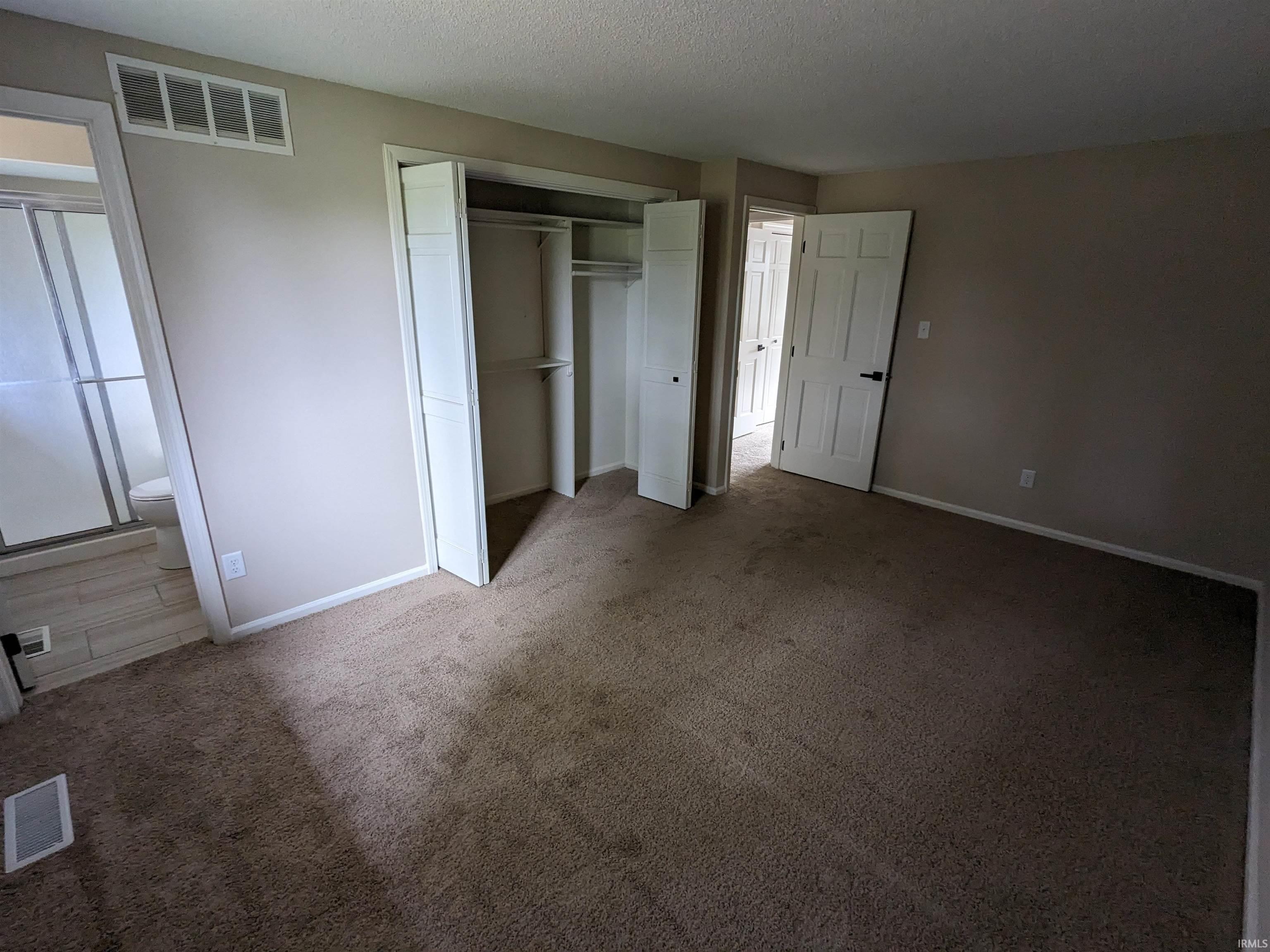 8406 Quincy