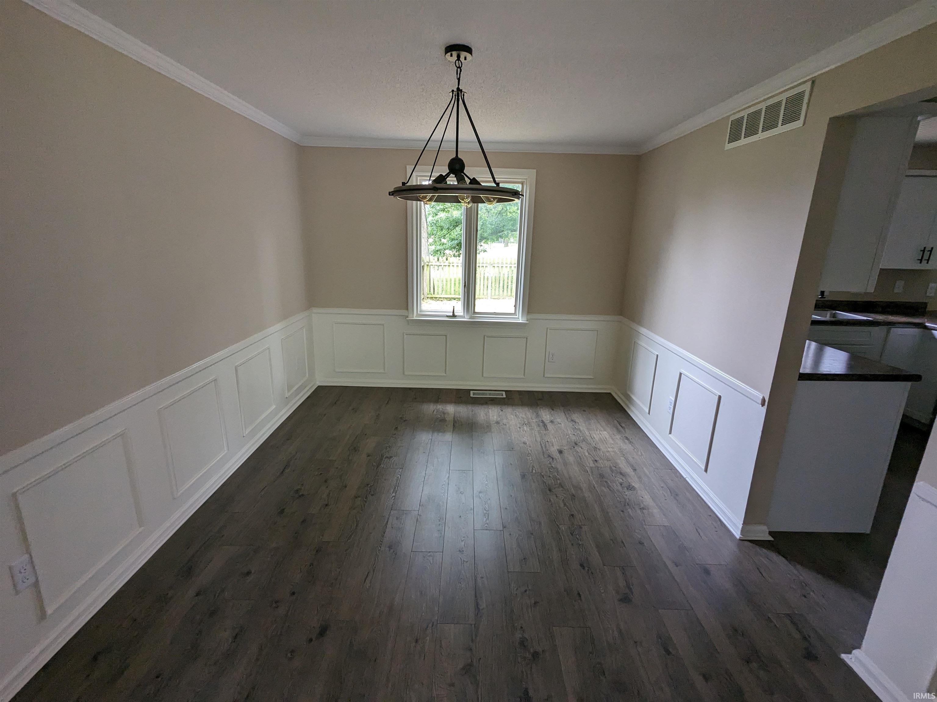 8406 Quincy