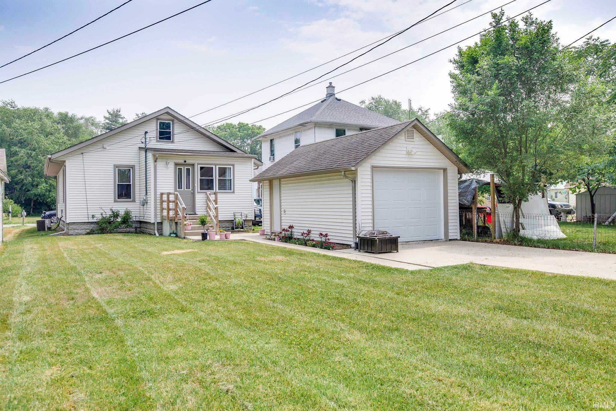 2215 Lane