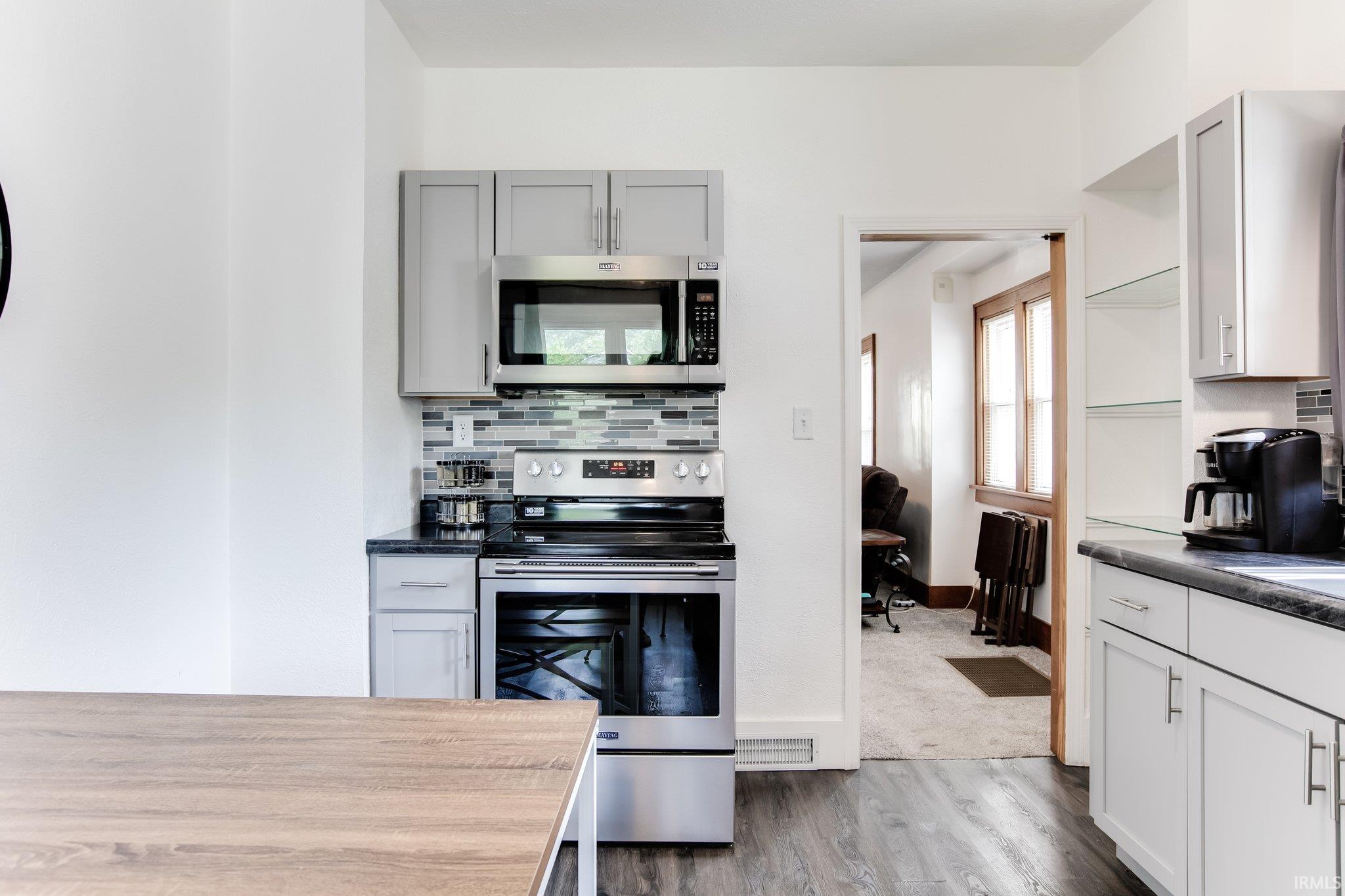 2215 Lane