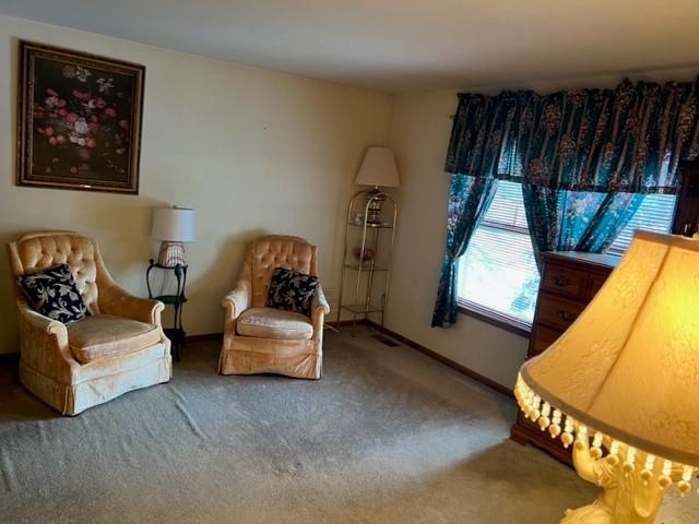 1001 Crestview