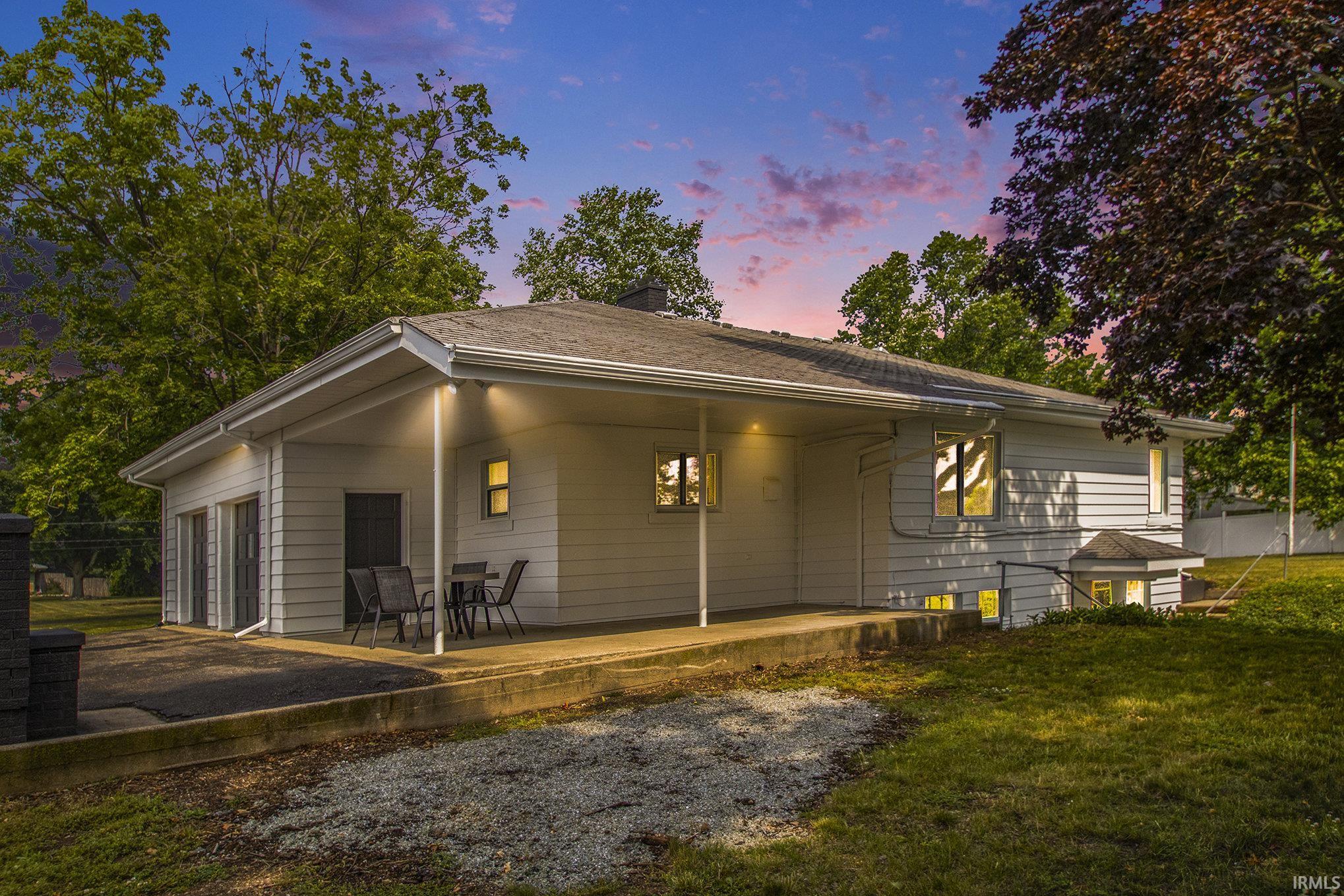 55660 Riverview Manor