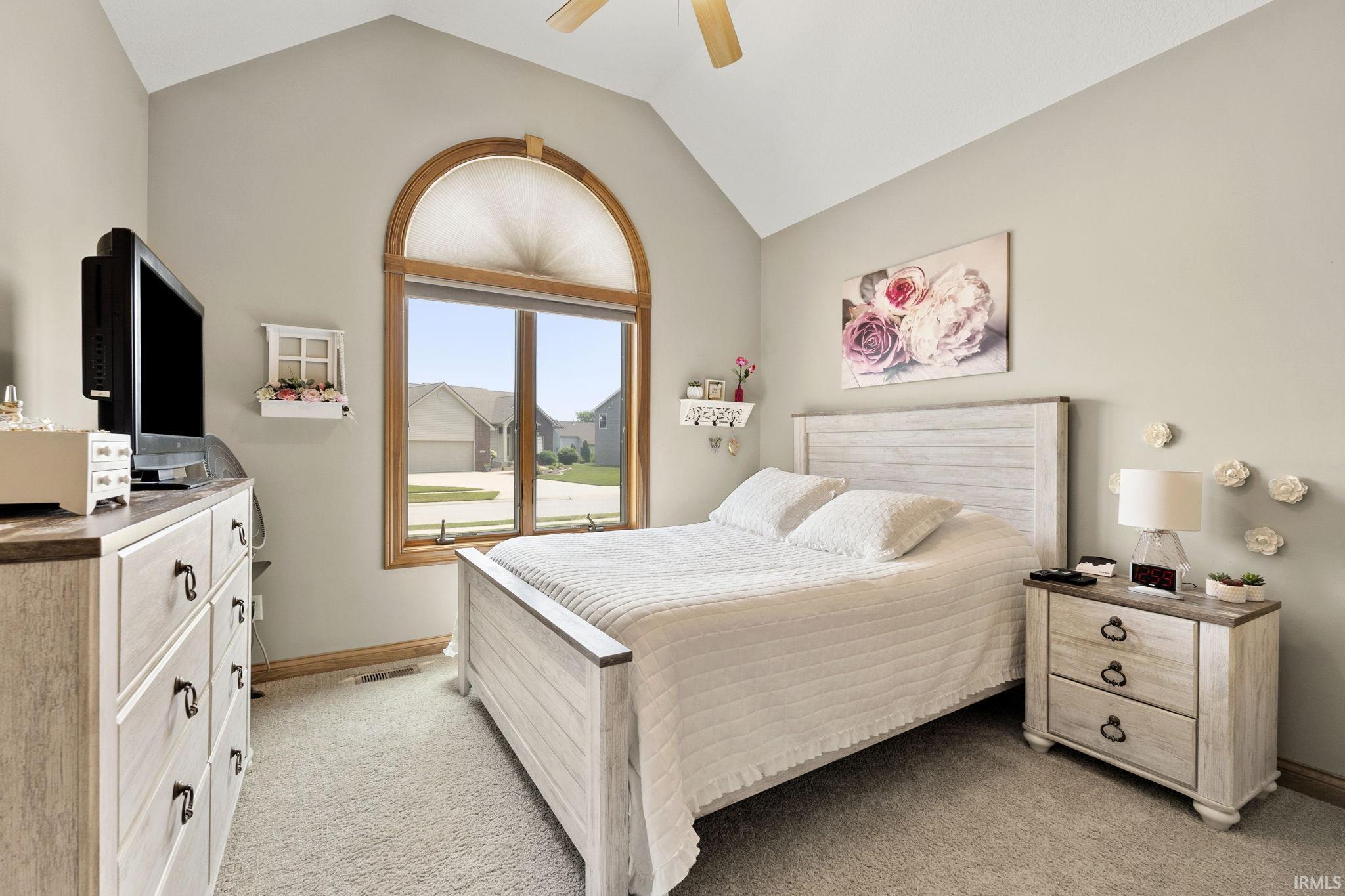 3863 Westport