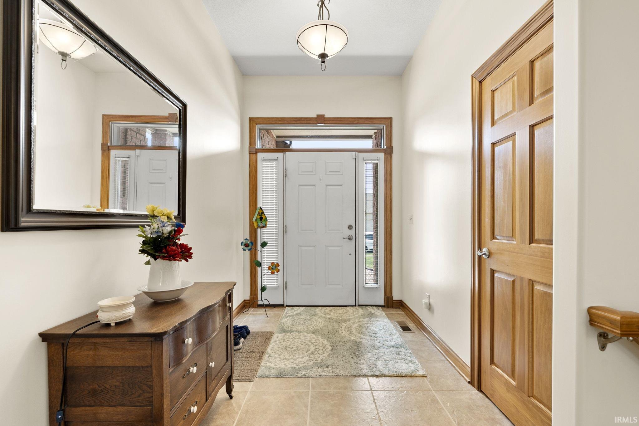 3863 Westport