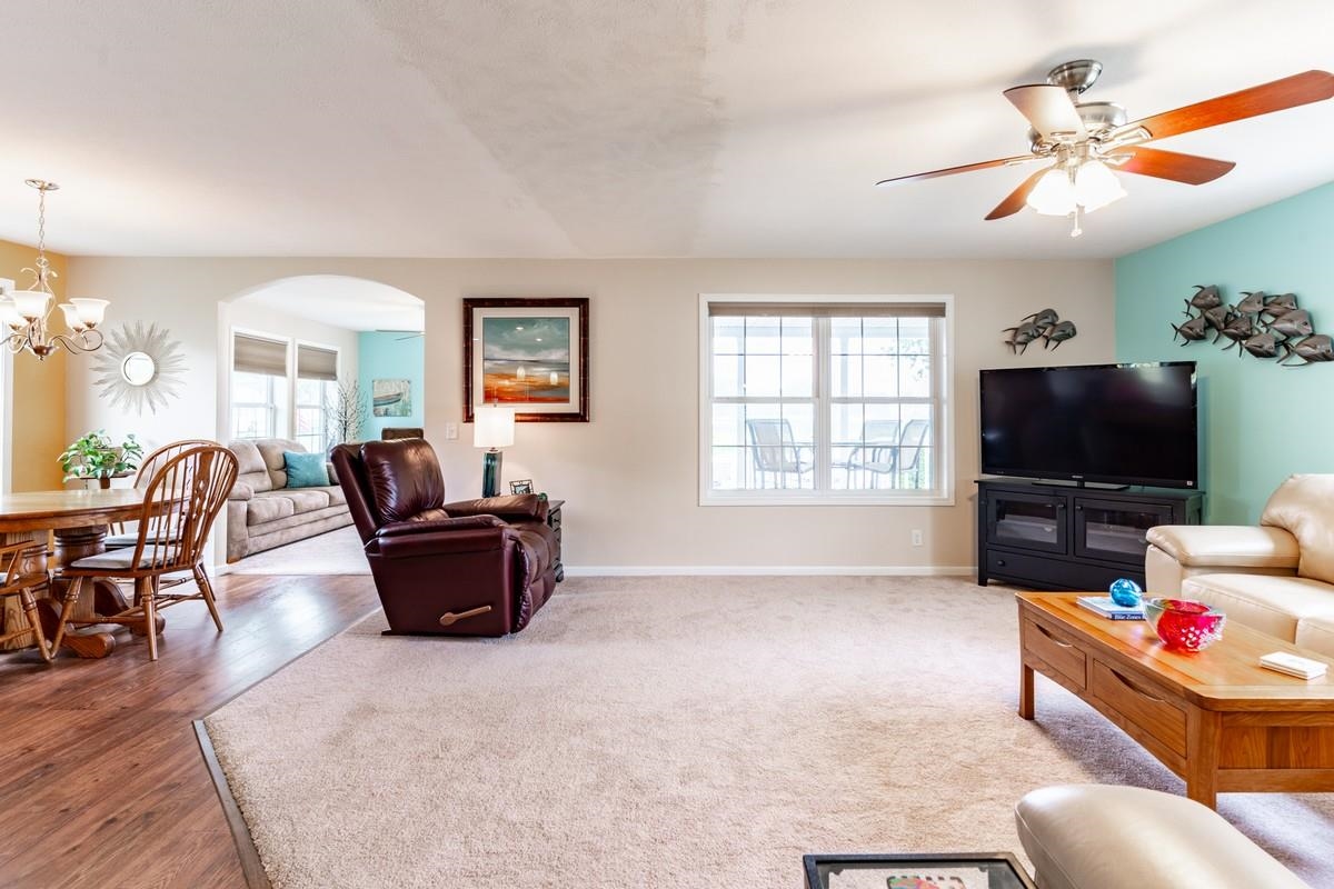 5110 450 W Lot 85