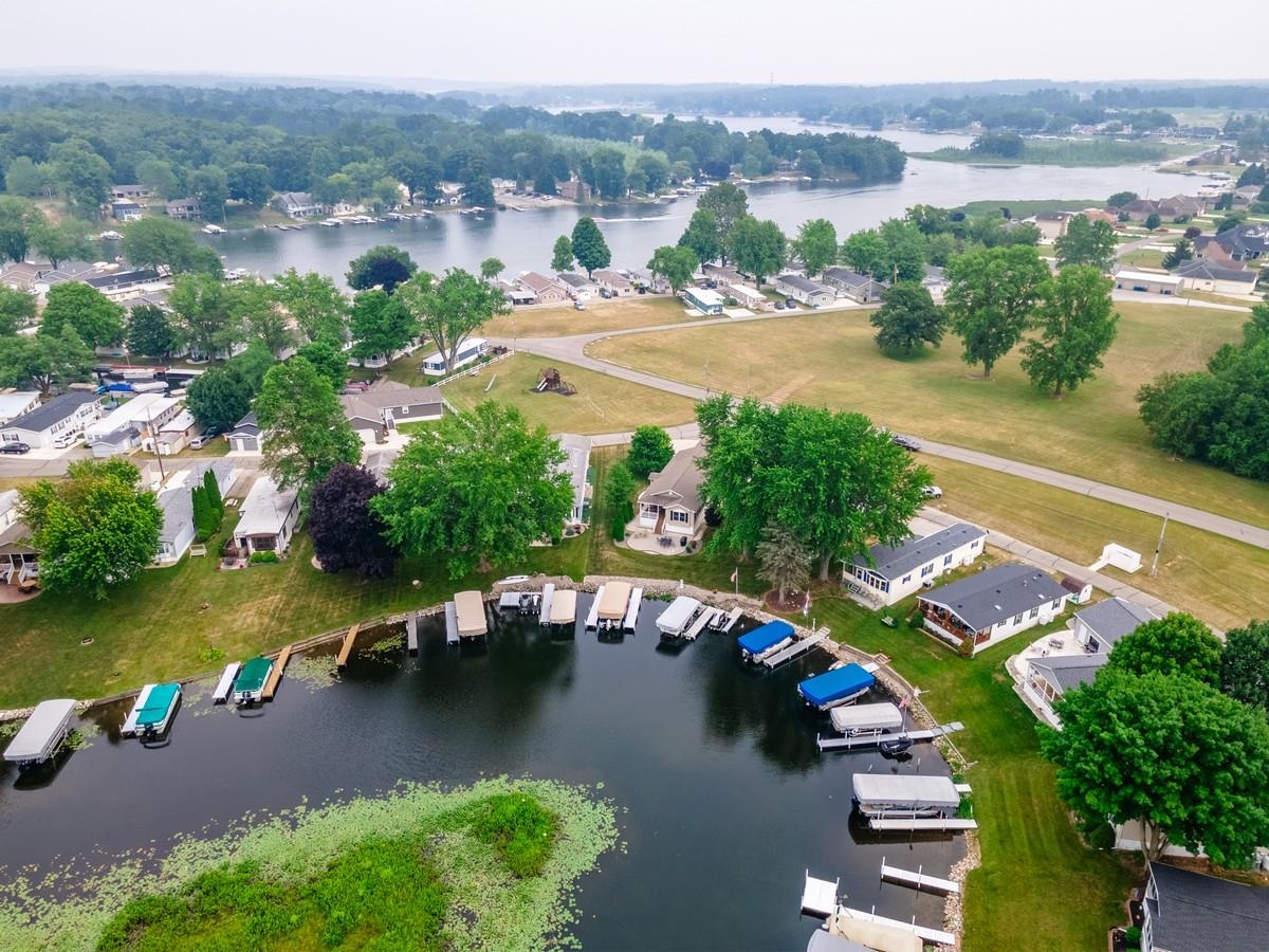 5110 450 W Lot 85