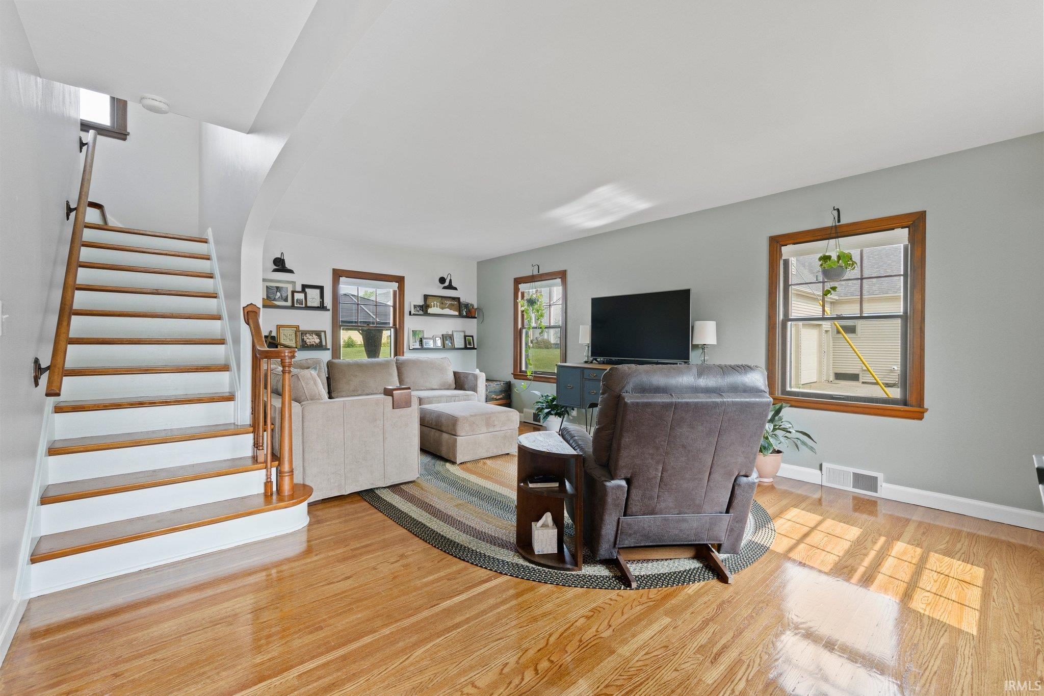 1653 Highlands