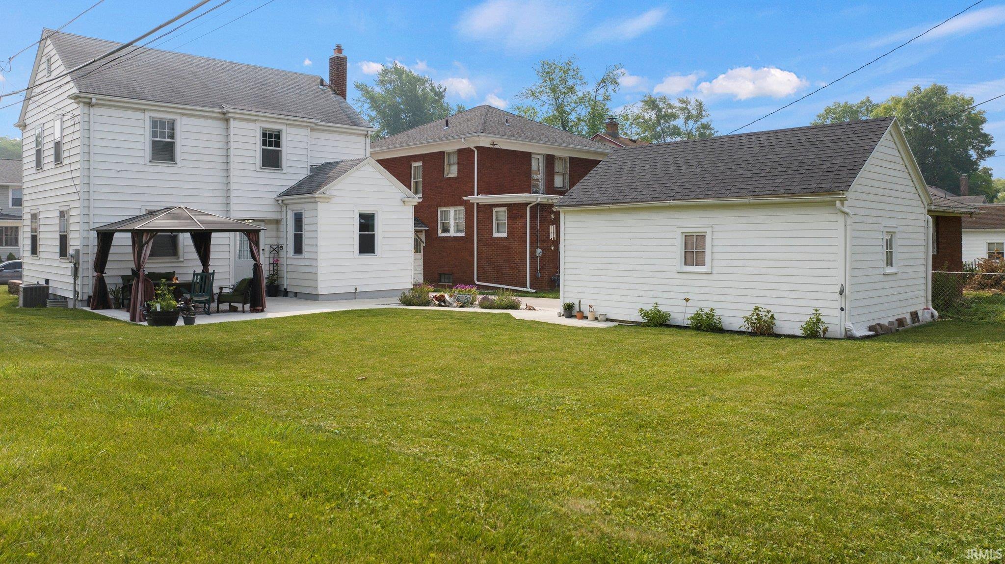 1653 Highlands