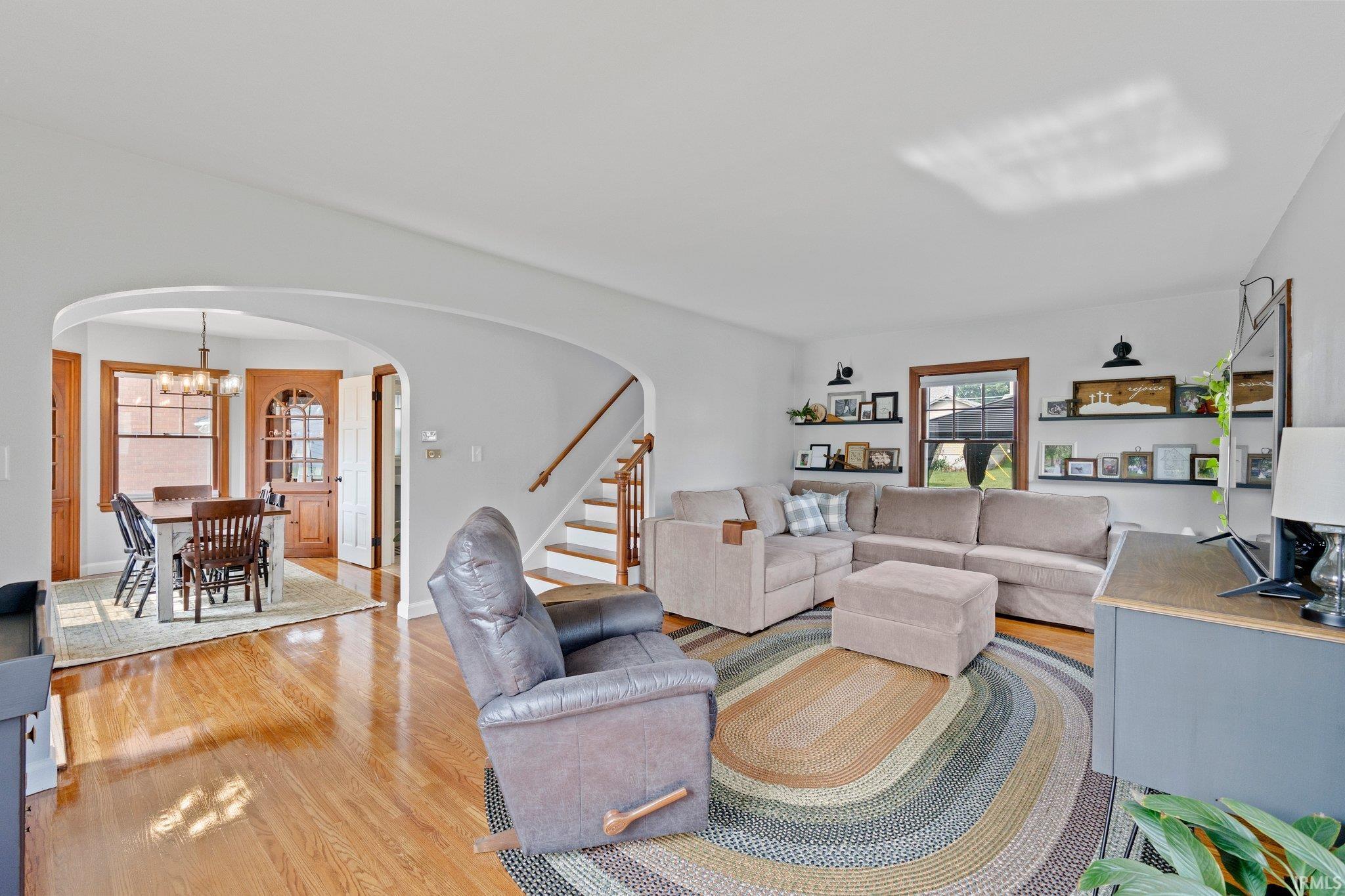 1653 Highlands