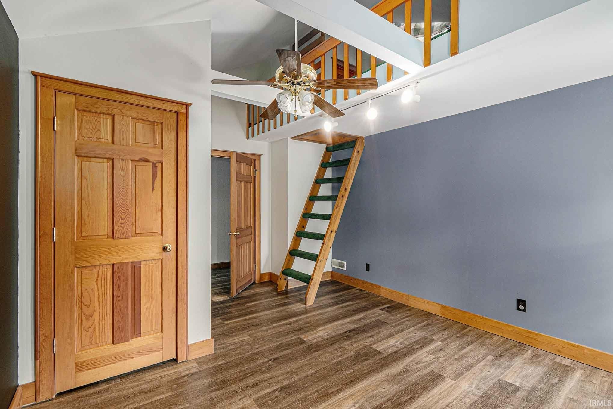 21066 State Road 120