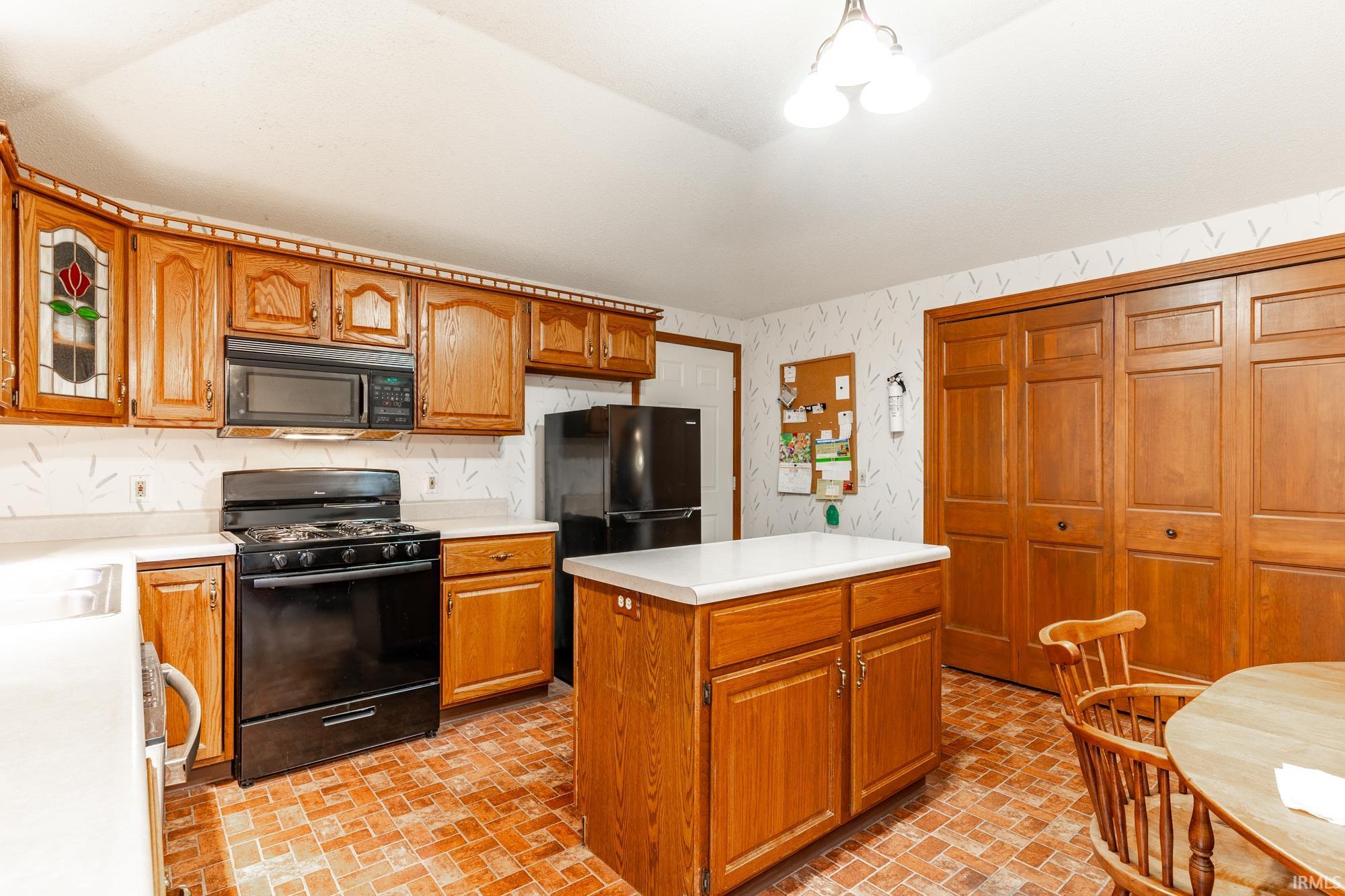 6233 Belle Isle