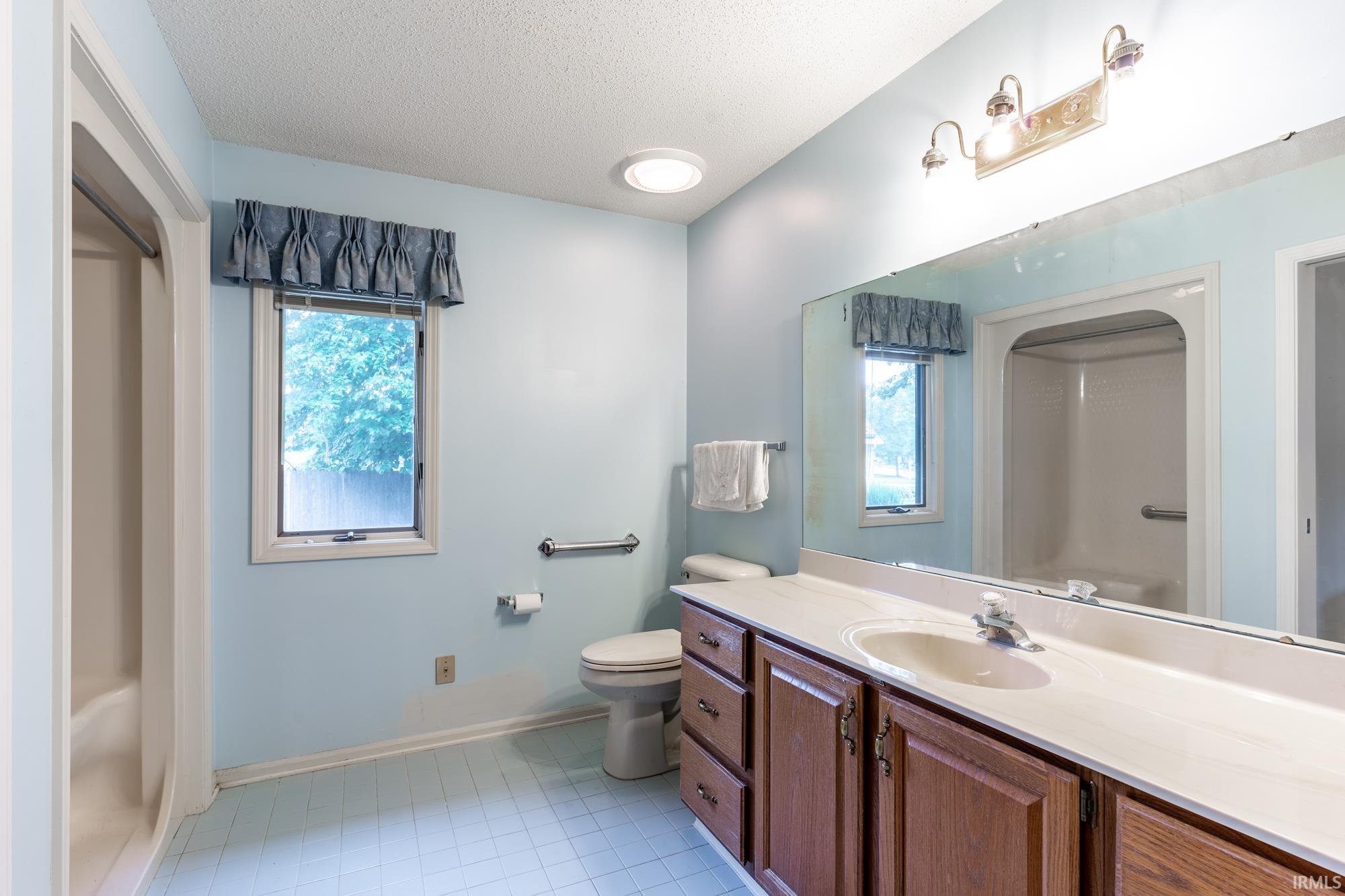 6233 Belle Isle