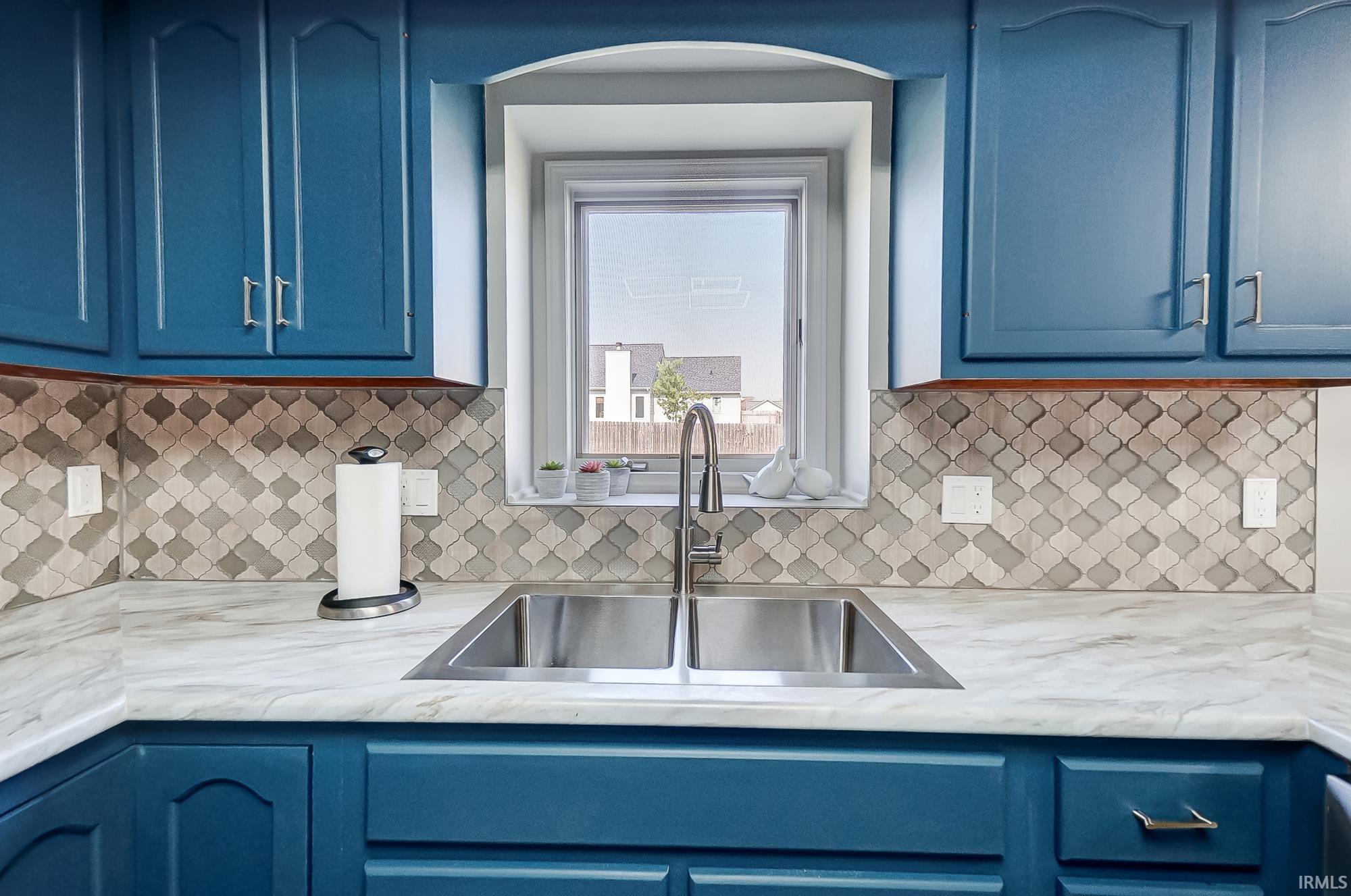 10433 Cherry Creek