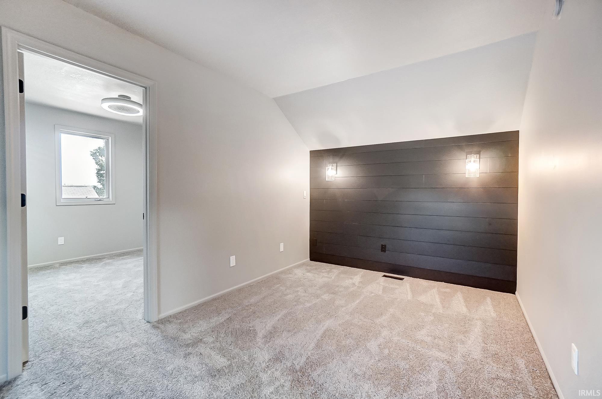 10433 Cherry Creek