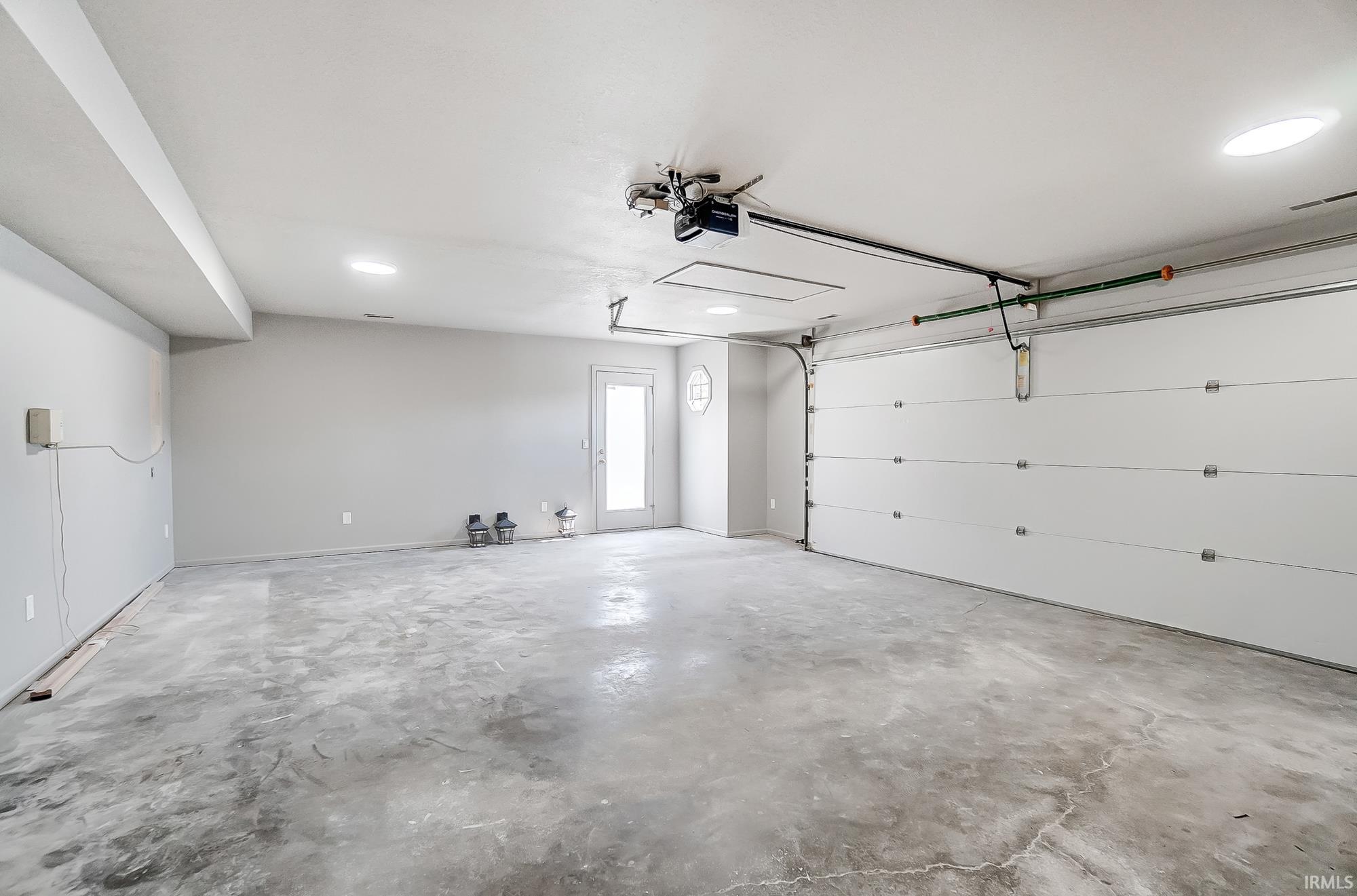 10433 Cherry Creek