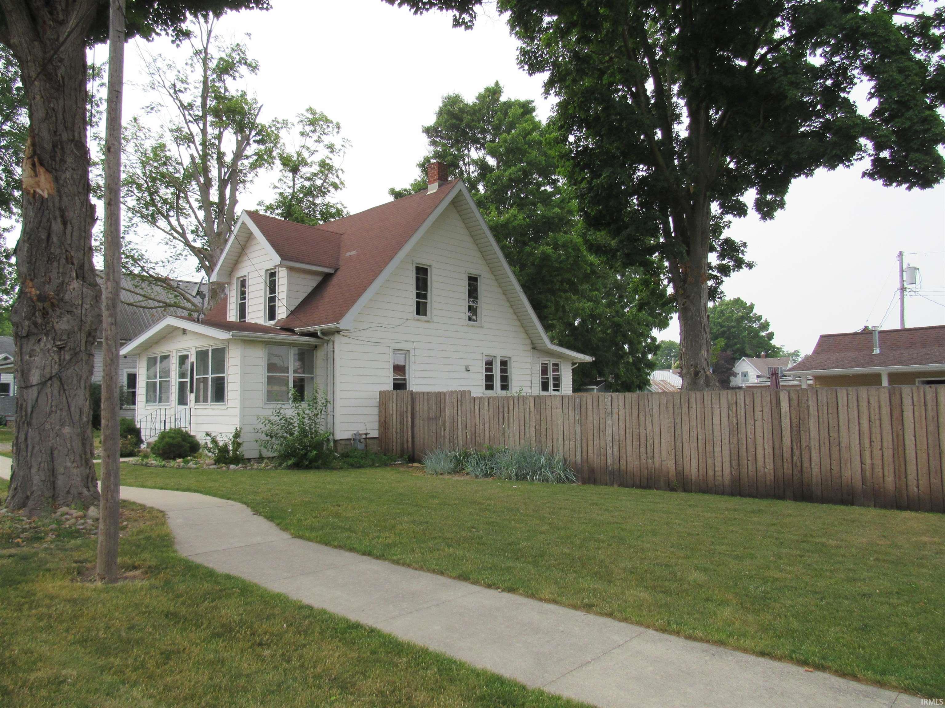202 Albion