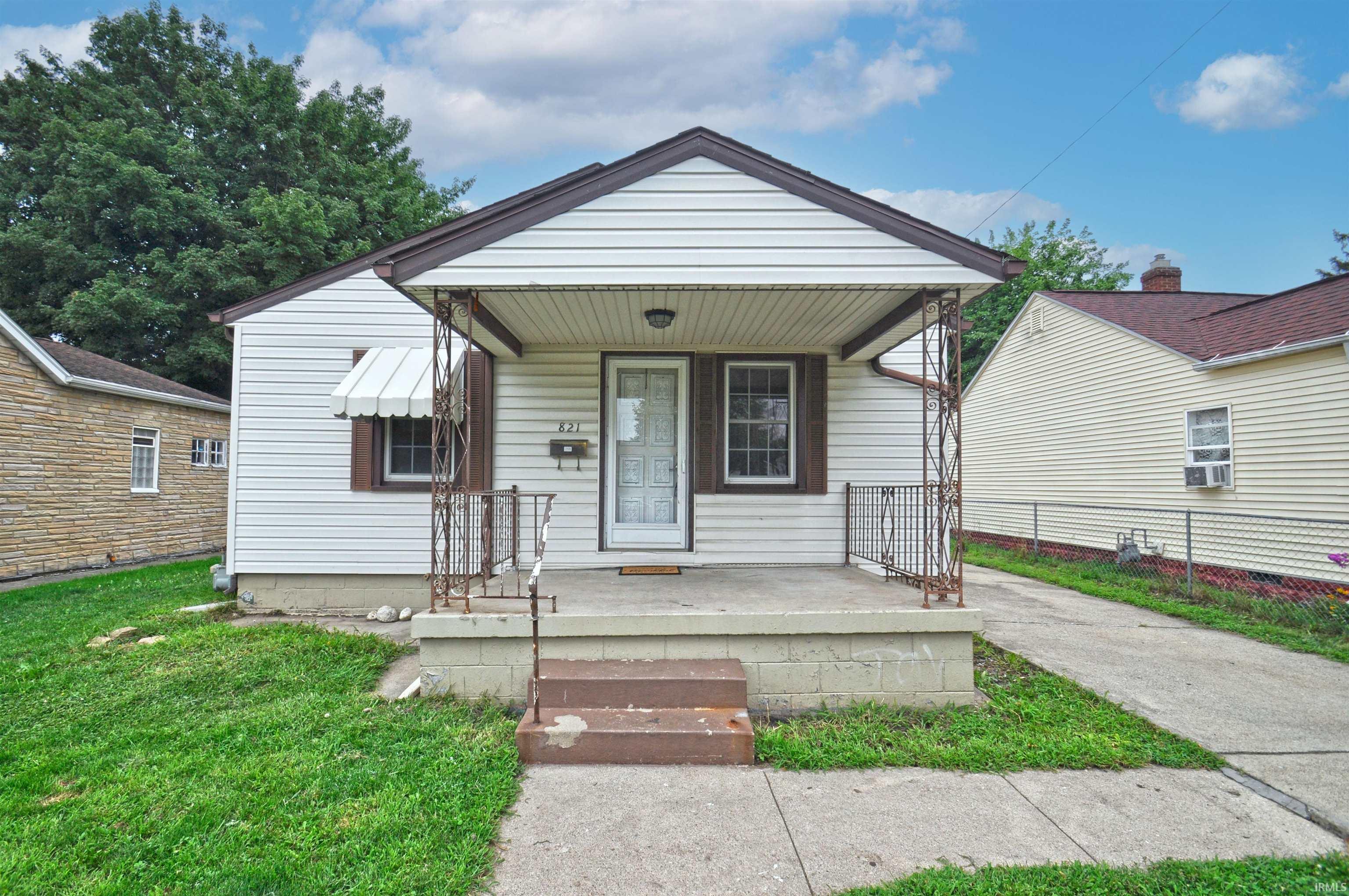 821 Camden