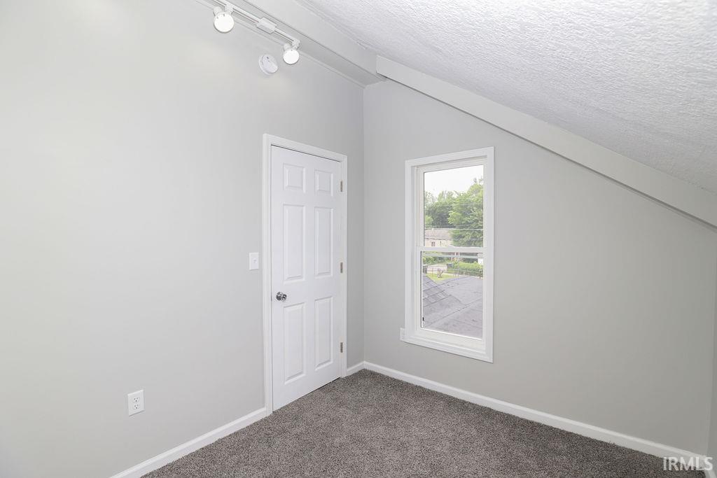 2519 Saint Marys