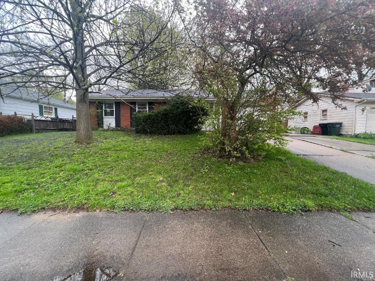 4910 Selkirk