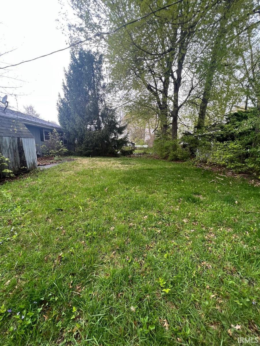 4910 Selkirk