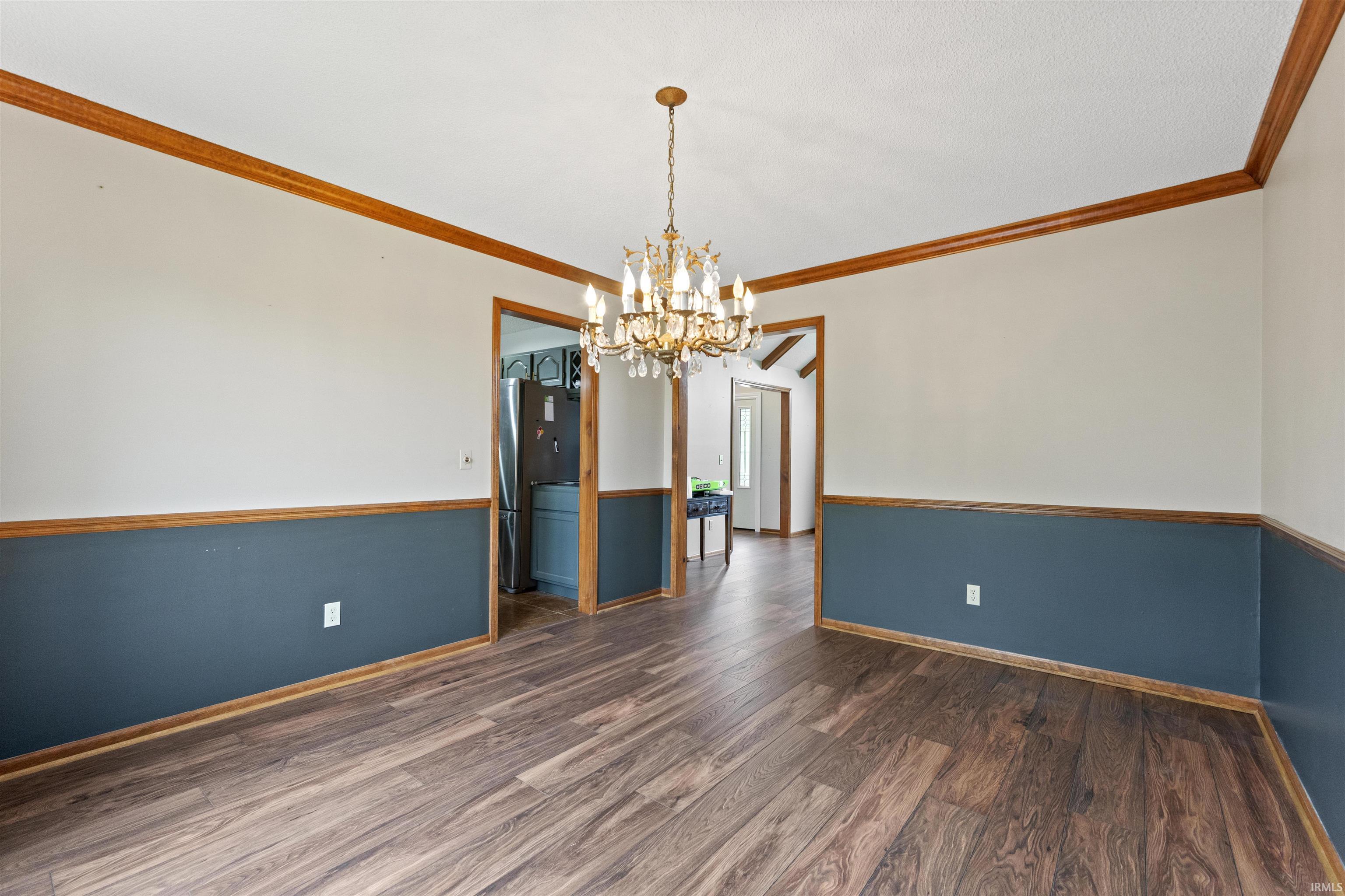 11211 Wrentham