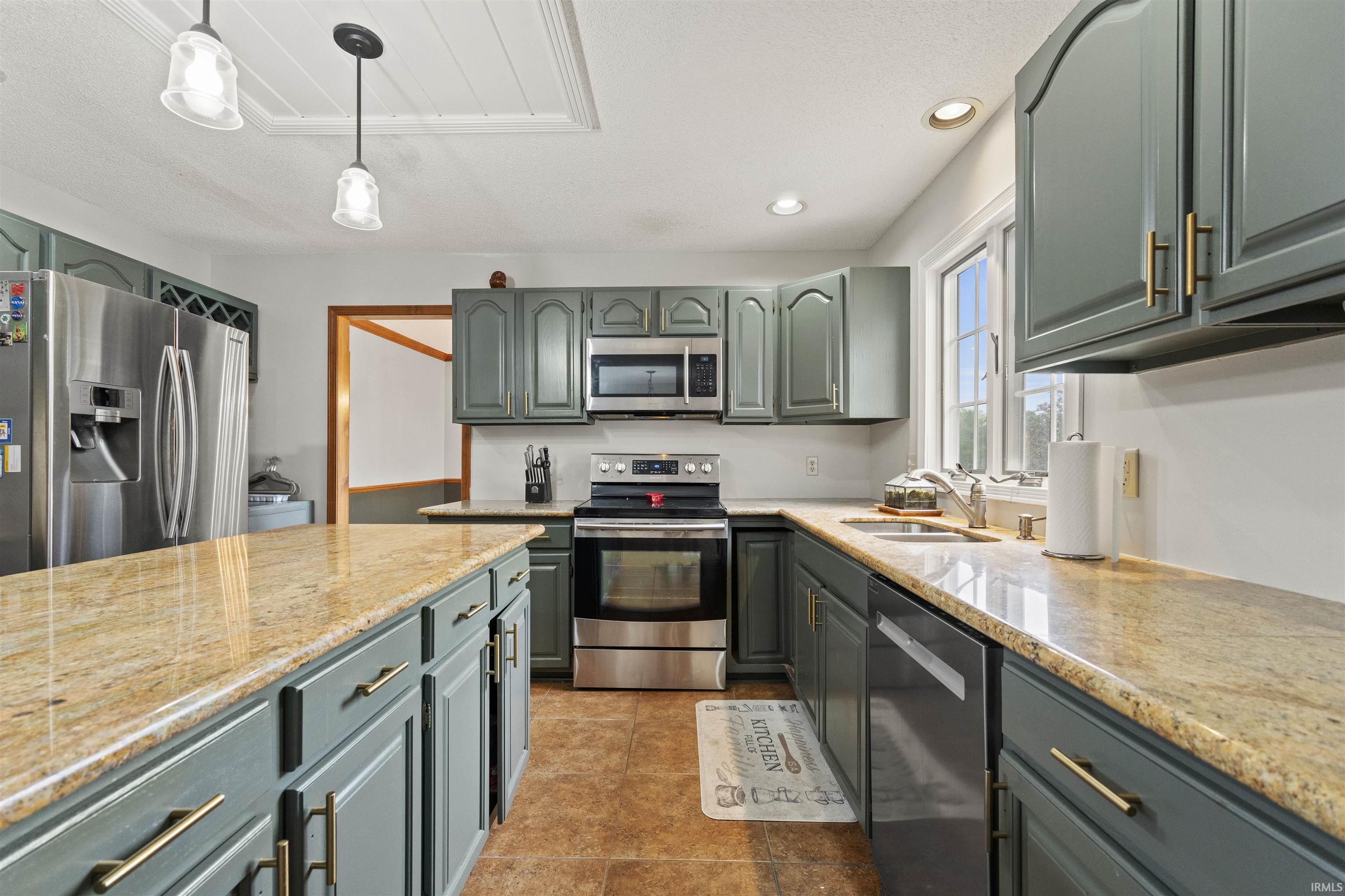 11211 Wrentham
