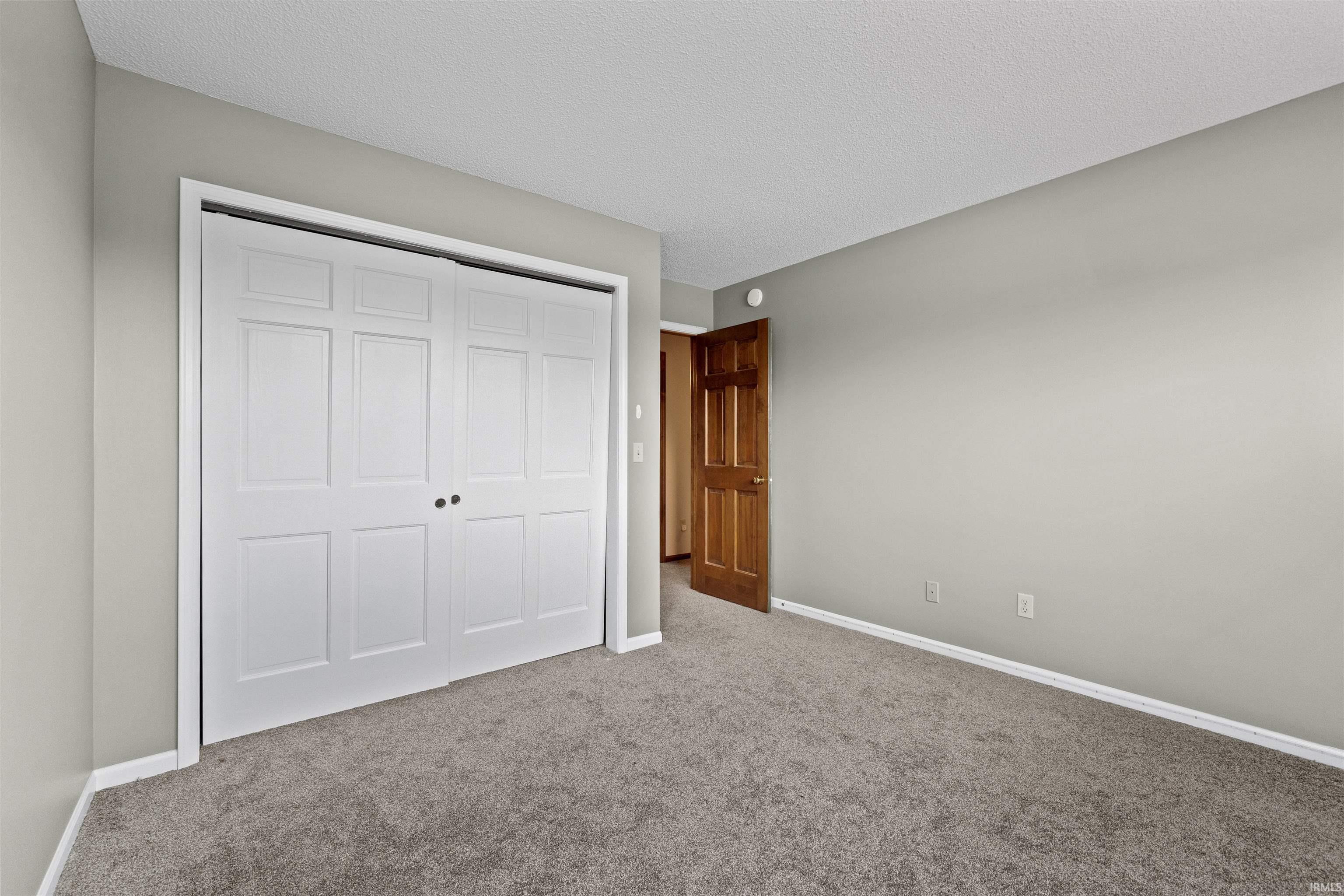11211 Wrentham