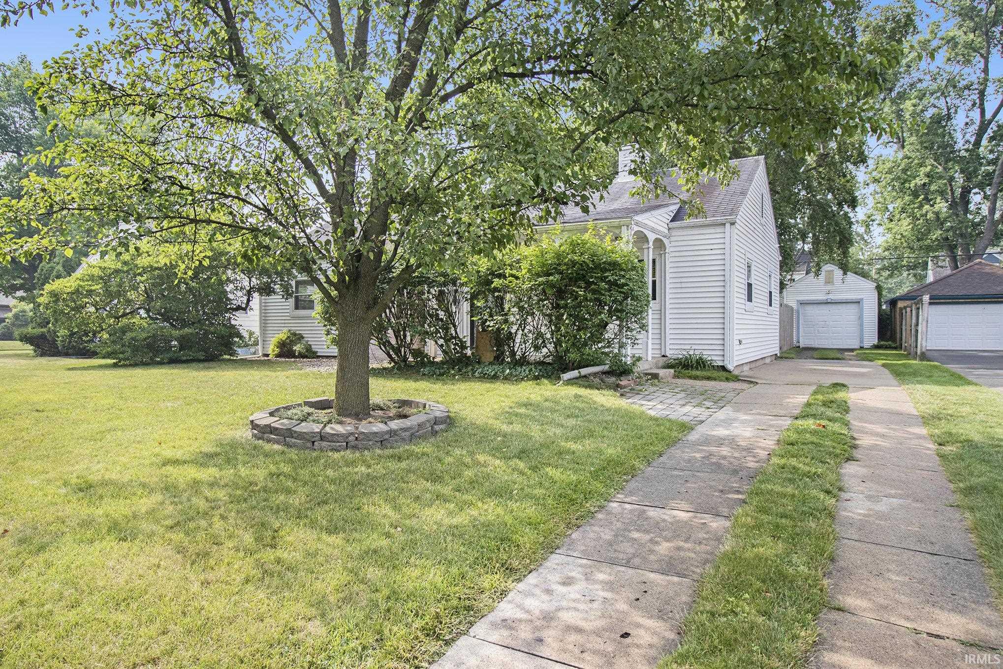 1726 Madison