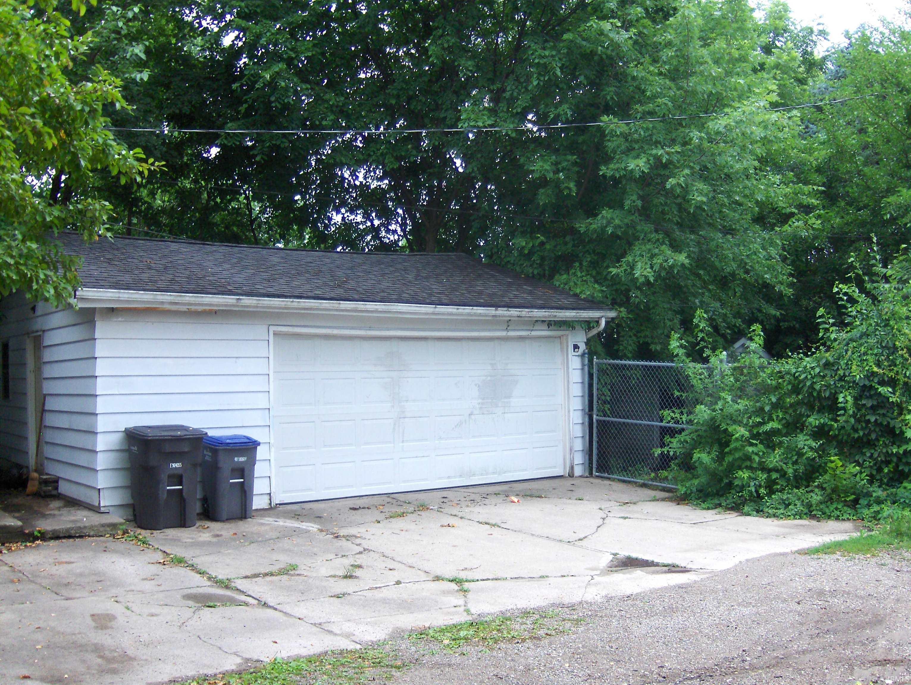 1320 Hudson